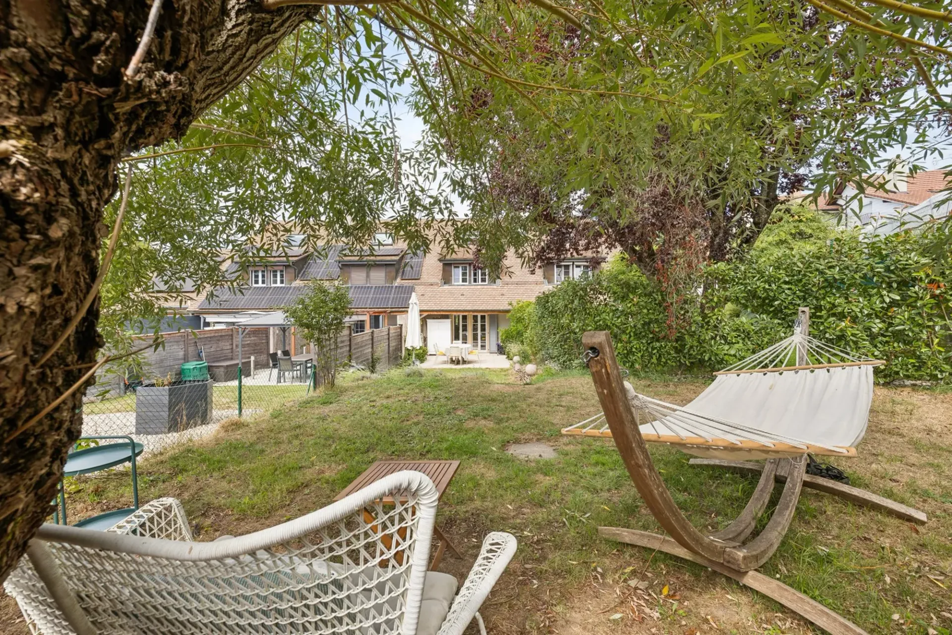 Chaleureuse villa familiale de 5,5 pièces avec jardin
