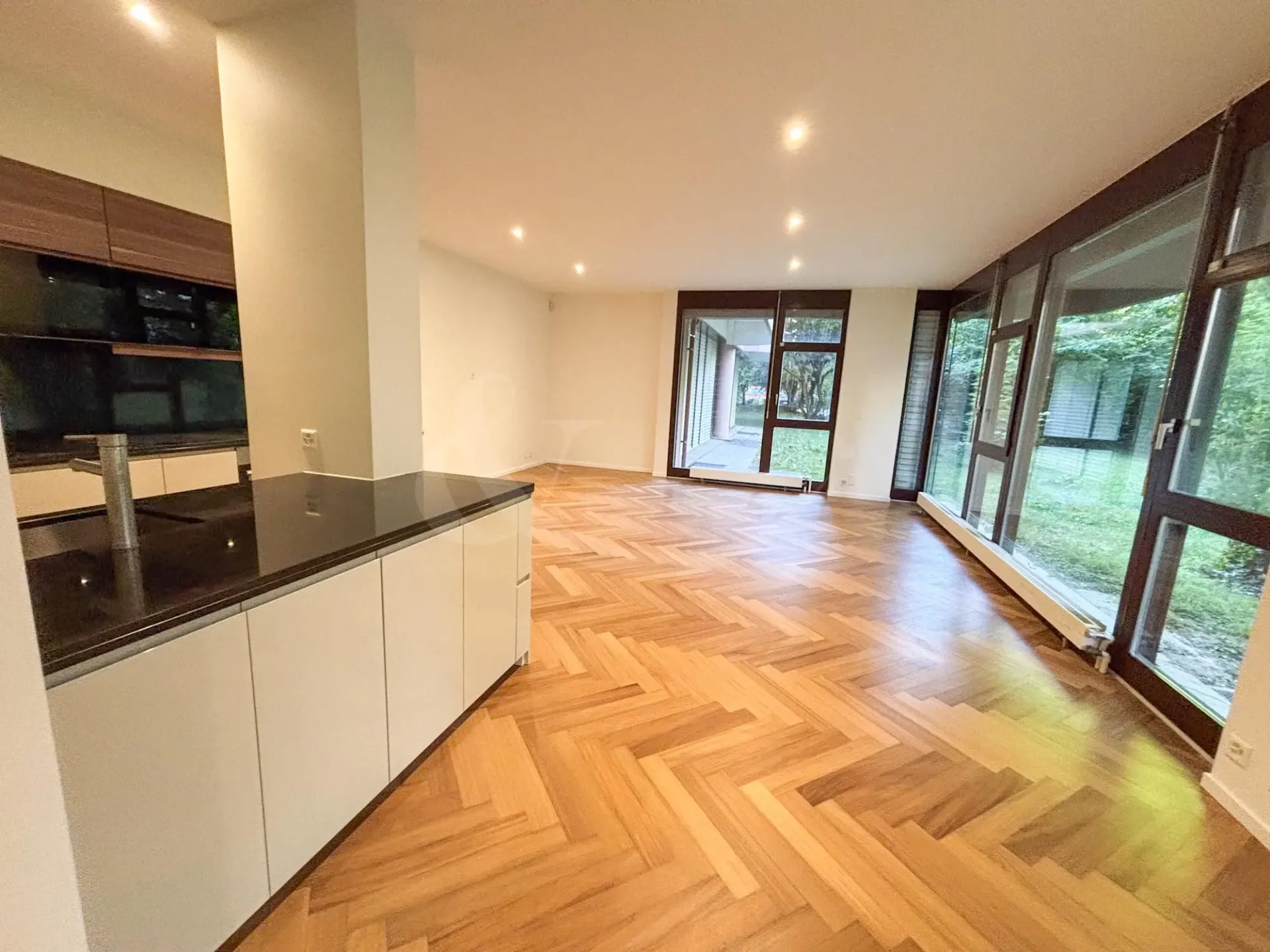 Ch. de la Petite-Boissière 40, Geräumige 4-Zimmer-Wohnung komplett renoviert