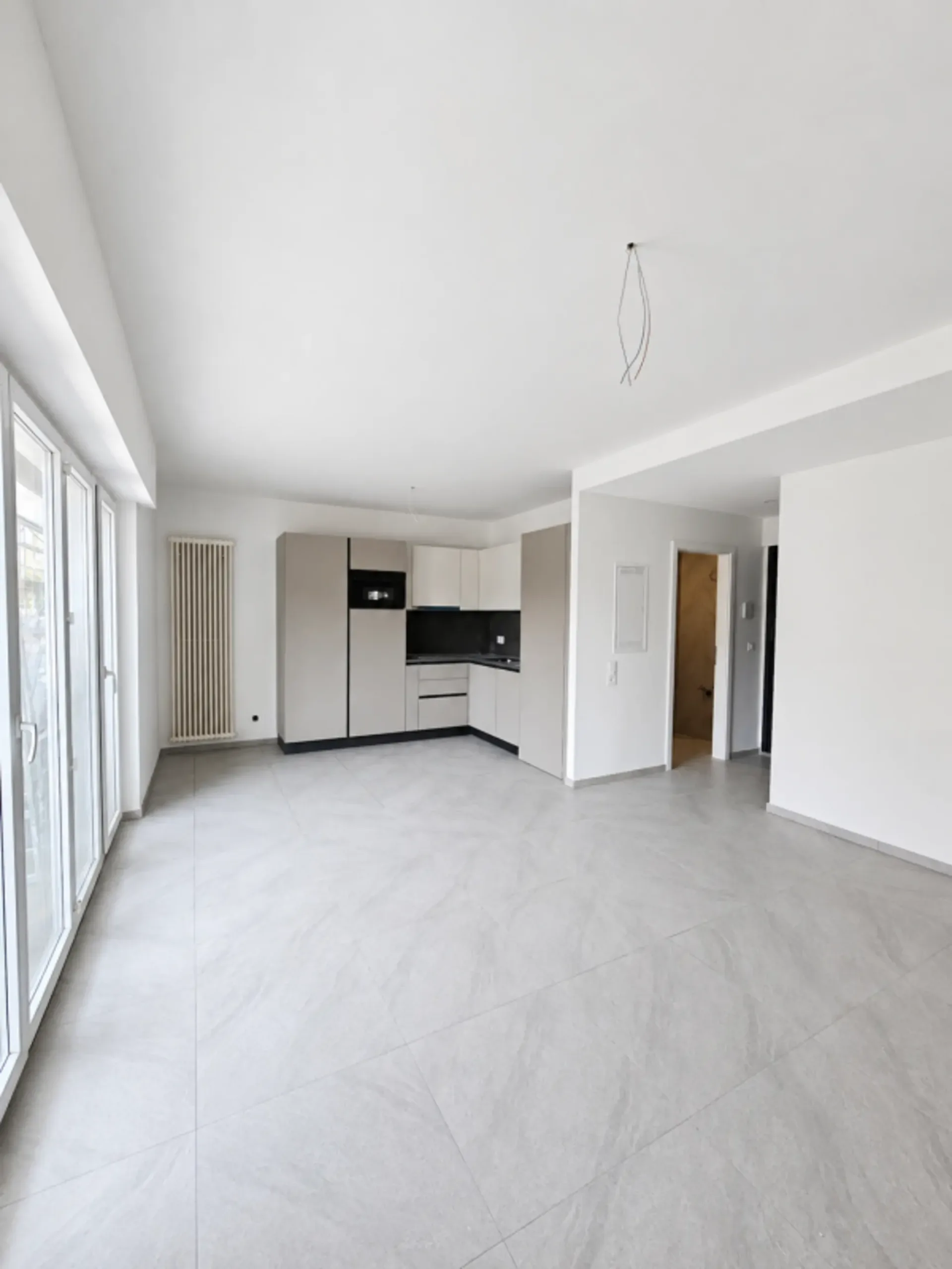 Monolocale mit Balkon