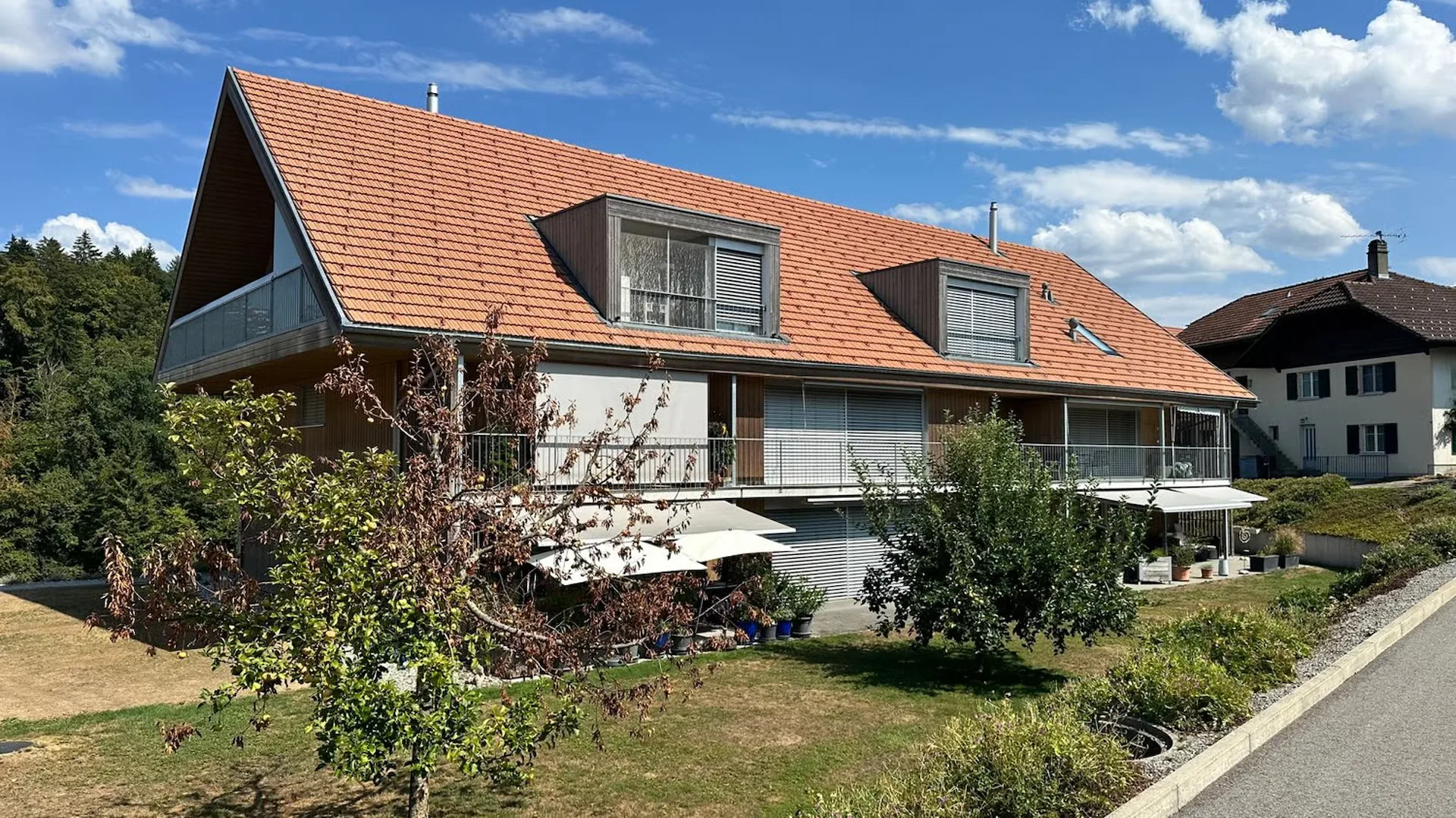 2 1/2-Zimmer-Wohnung in Rapperswil/BE mit grossem, sonnigem Sitzplatz