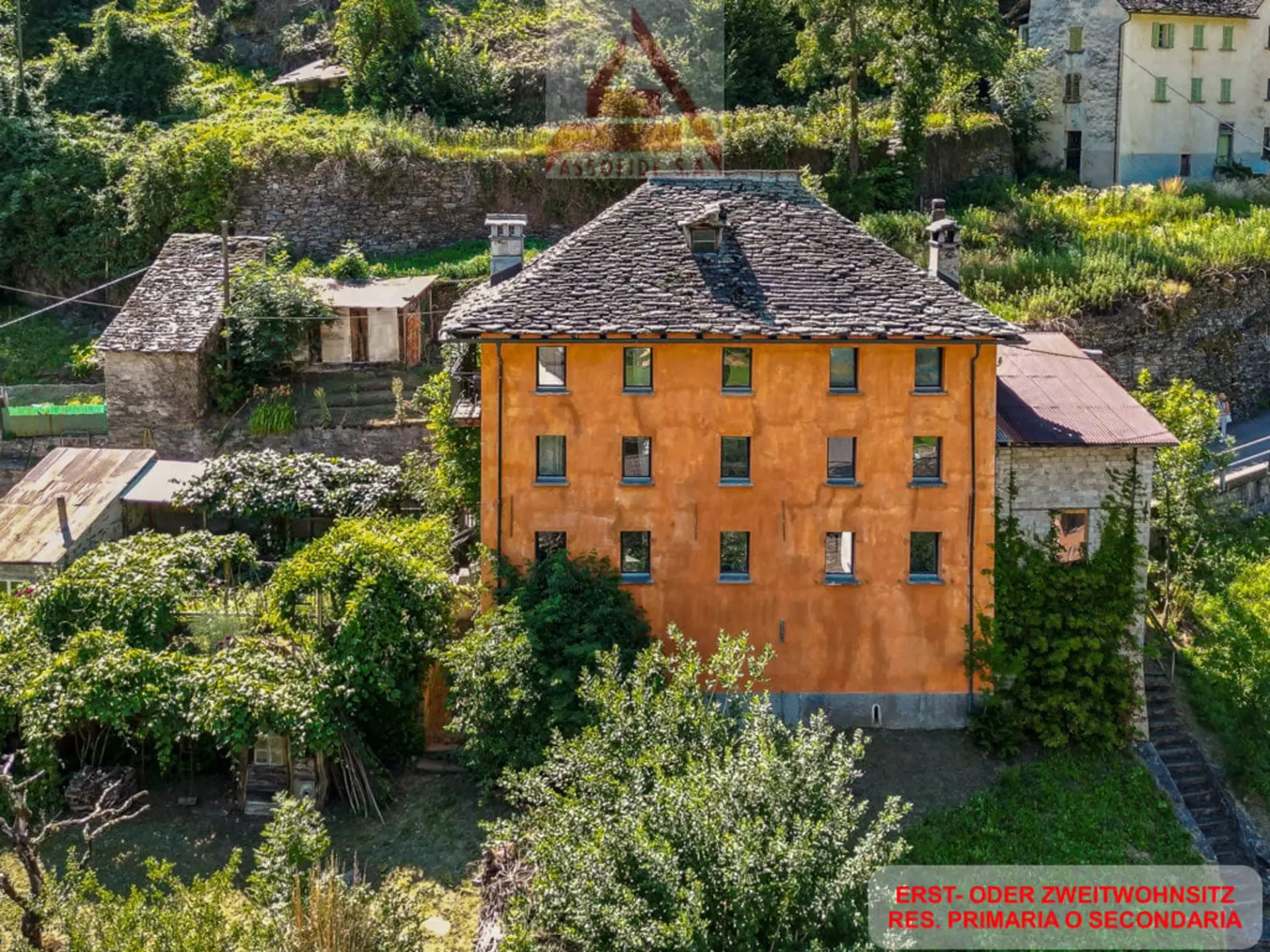 Affascinante casa ticinese / Charmantes Tessinerhaus