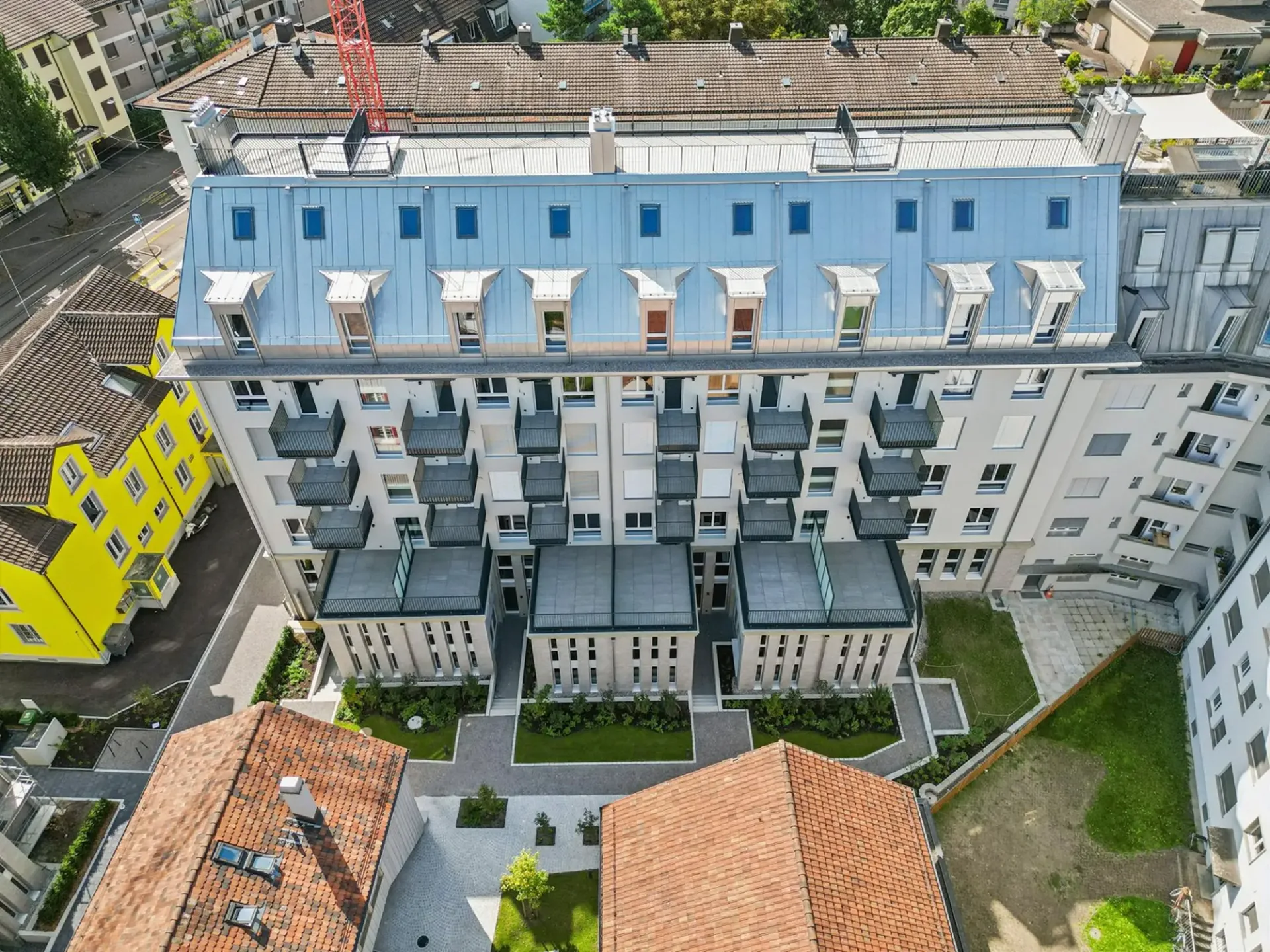ERSTVERMIETUNG: 3.5-Zimmerwohnung an bester Lage in Zürich-Oerlikon