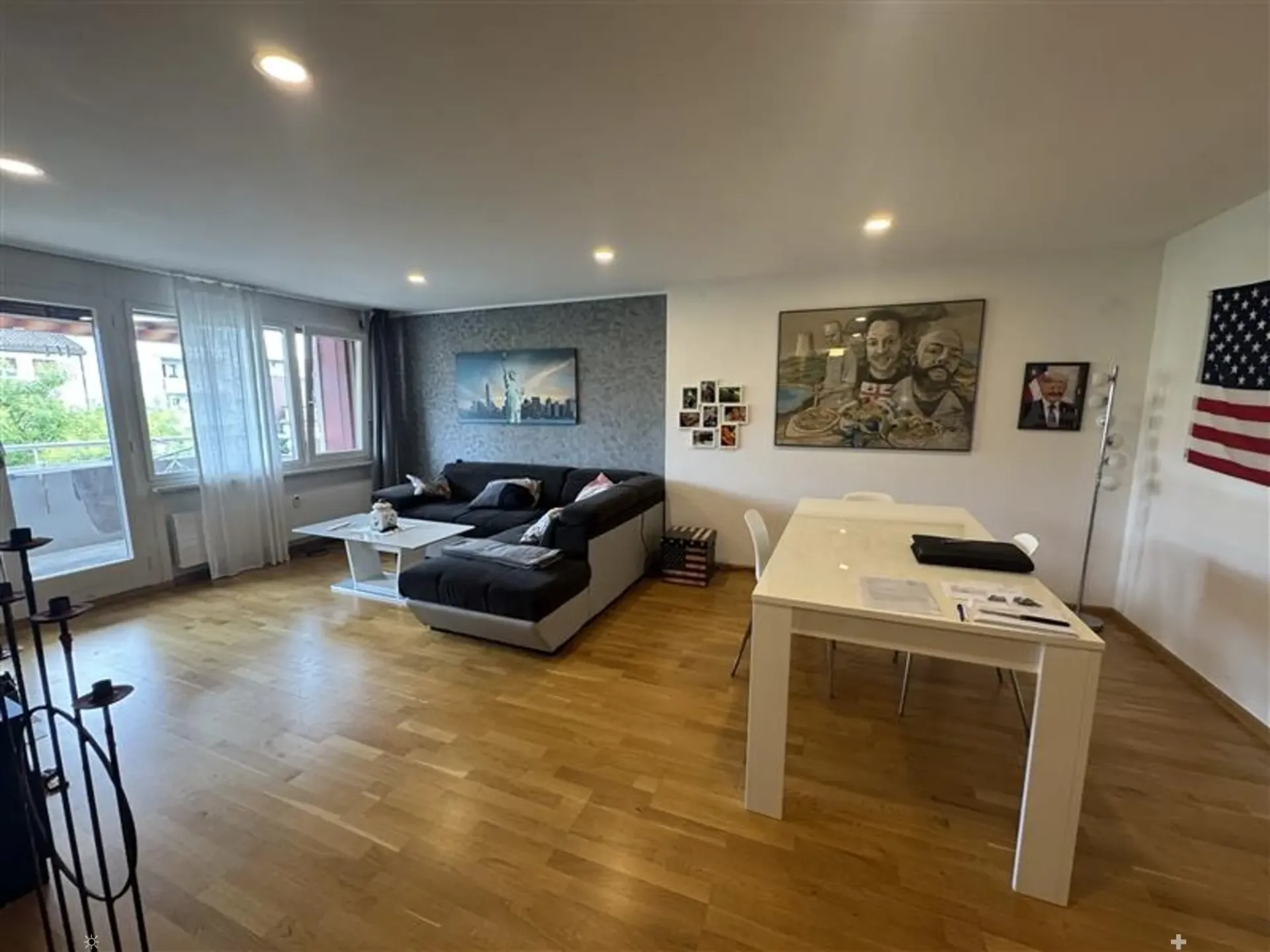 Helle 4.5-Zimmer-Wohnung mit Balkon im Zentrum von Biel