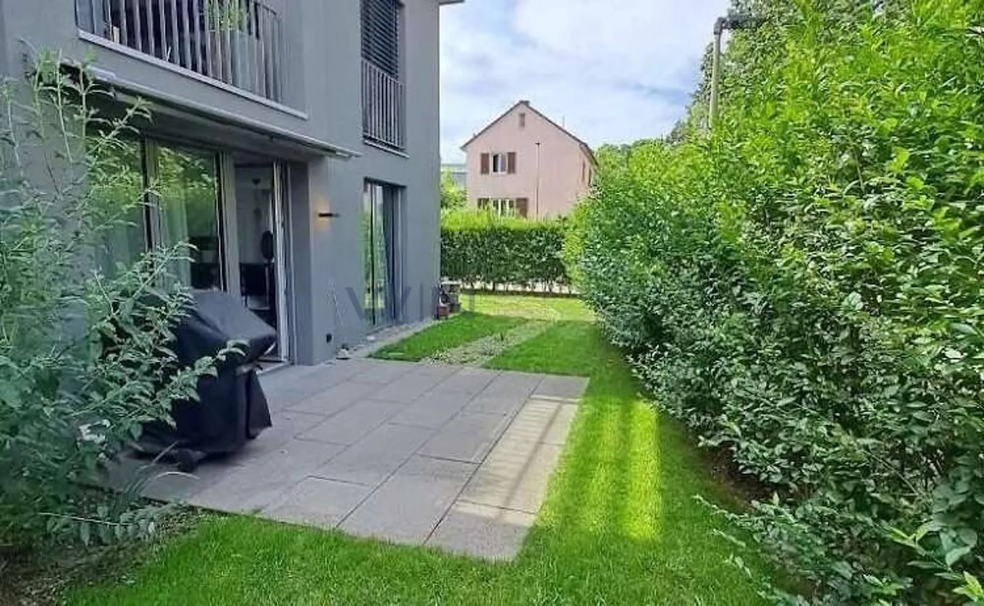 Neuwertige, stilvolle 3.5-Zimmer-Gartenw