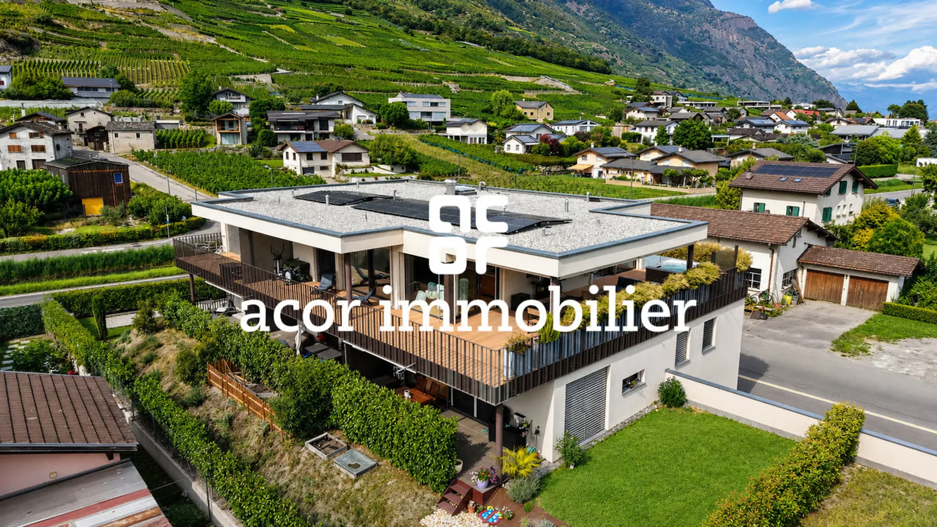 Attika 3.5 Zimmer von Ausnahme in Fully mit XXL-Terrasse und Jacuzzi