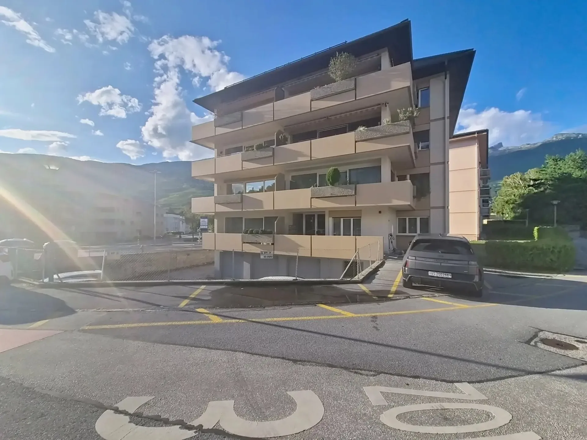 Prächtige 3.5-Zimmer-Wohnung in Sierre, nahe dem Lake Géronde!