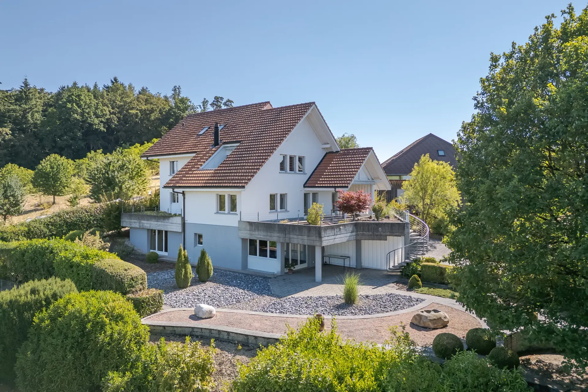 "Landleben in hoher Wohnqualität - Golaten BE"
