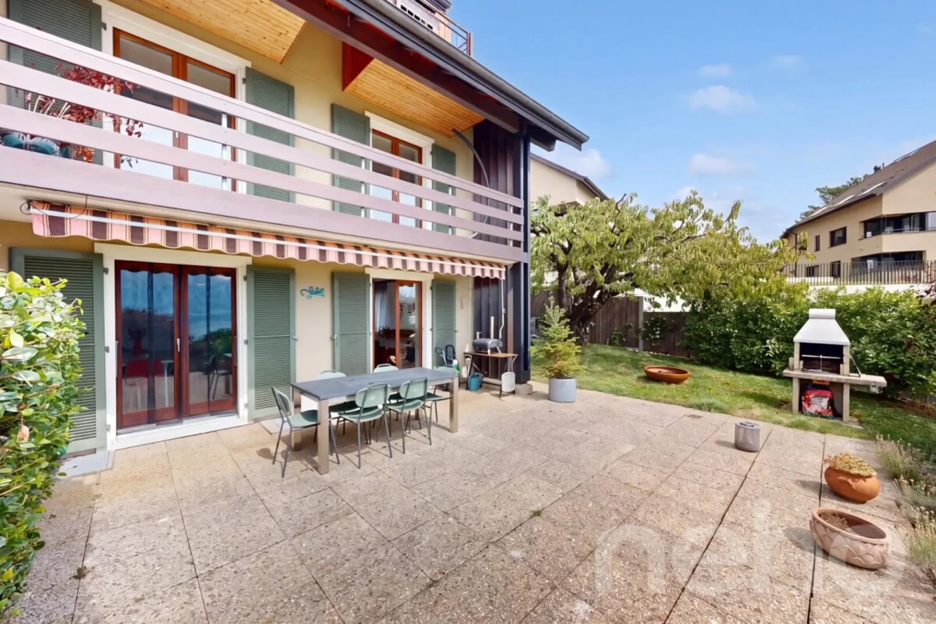 Duplex de charme avec vue imprenable sur le lac et les Alpes