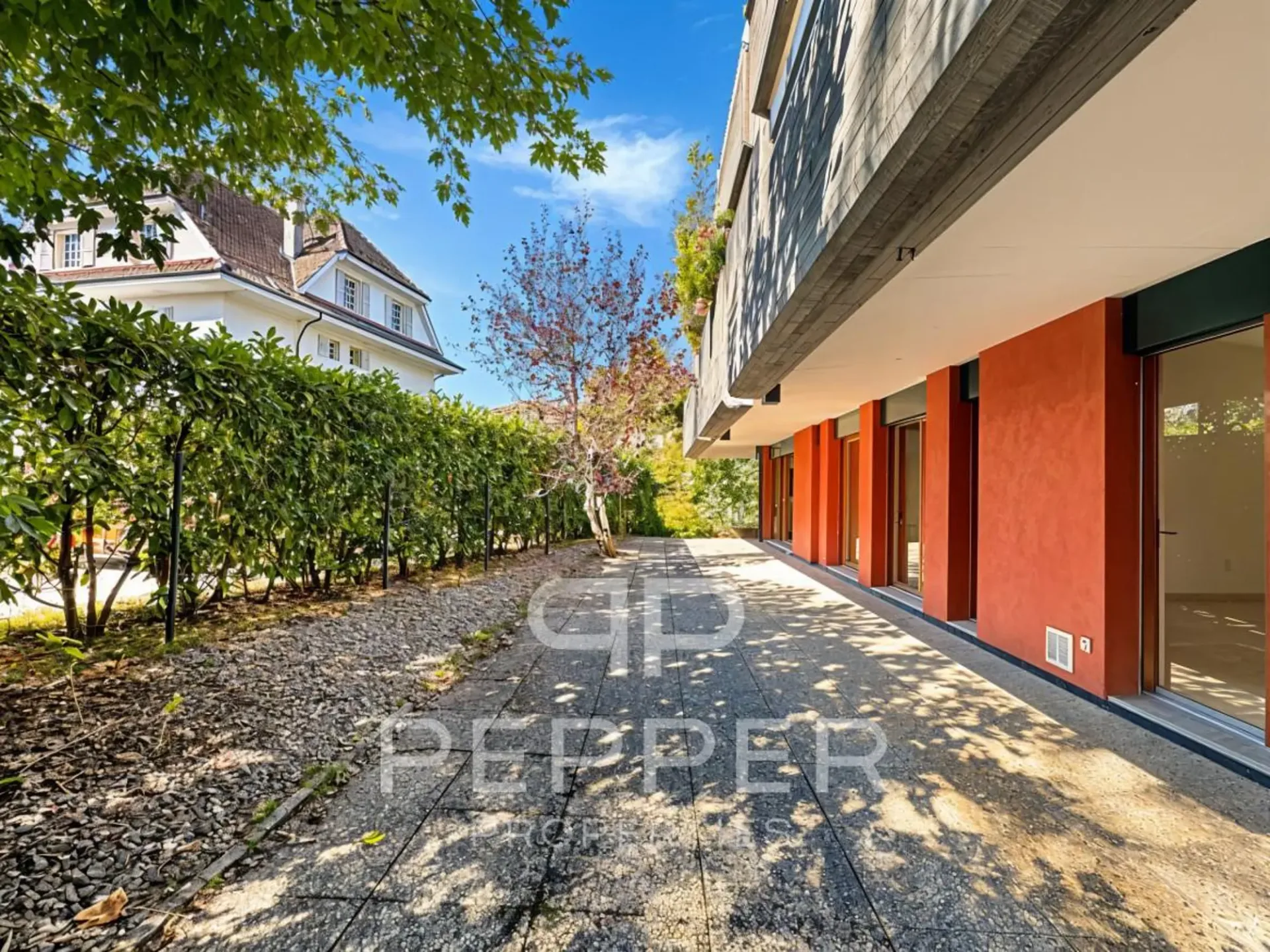 Geräumige Erdgeschosswohnung im Herzen von Chailly