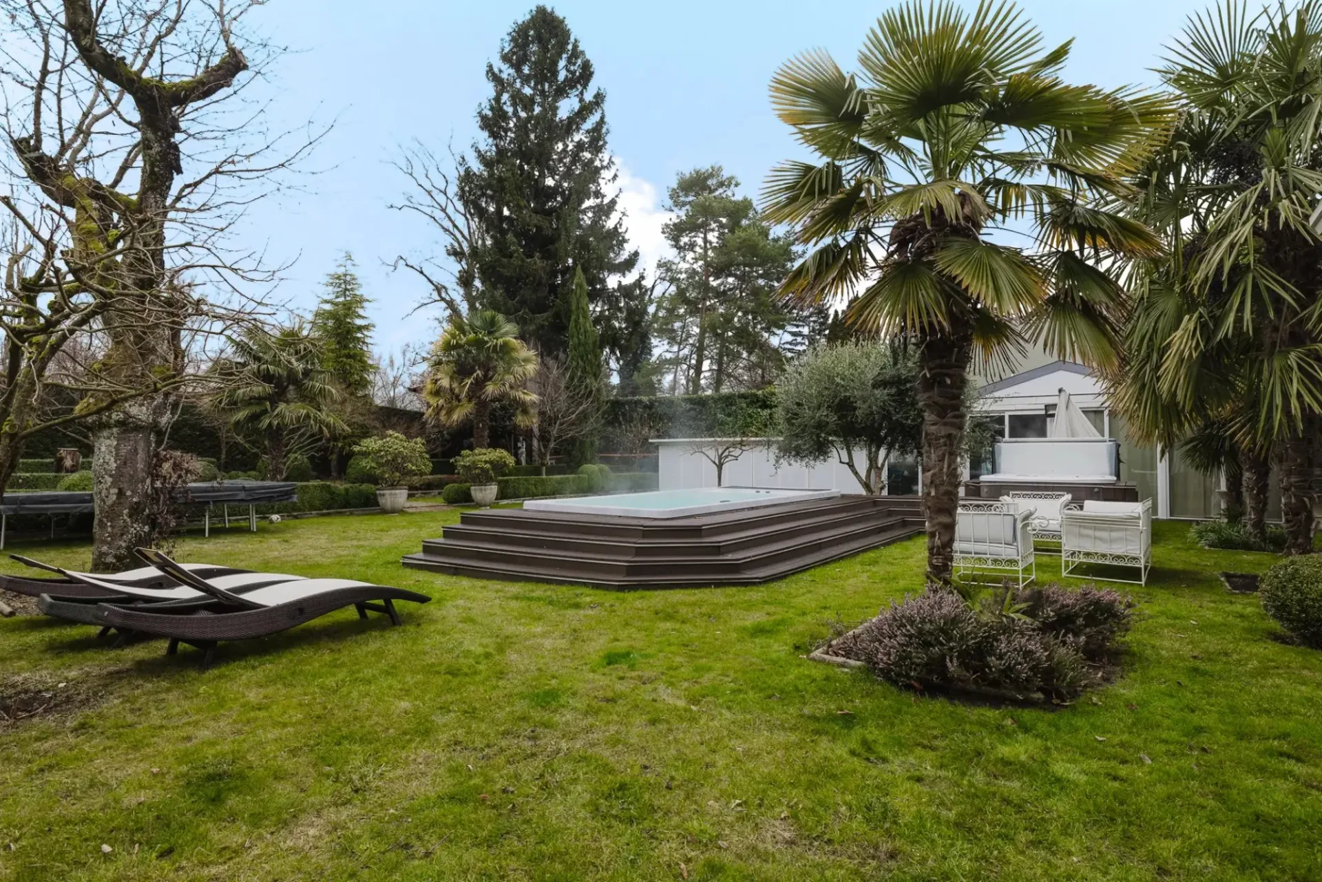 Komfortable contemporary Villa in Thônex