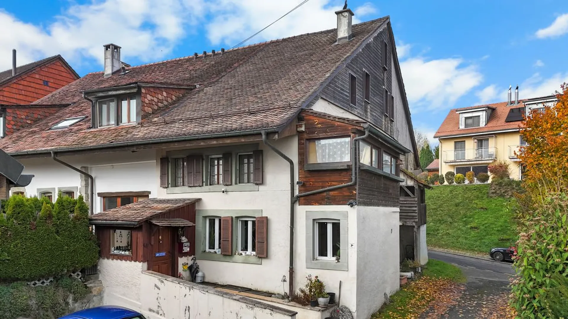 Charmantes Dorfhaus mit Scheune in Pailly