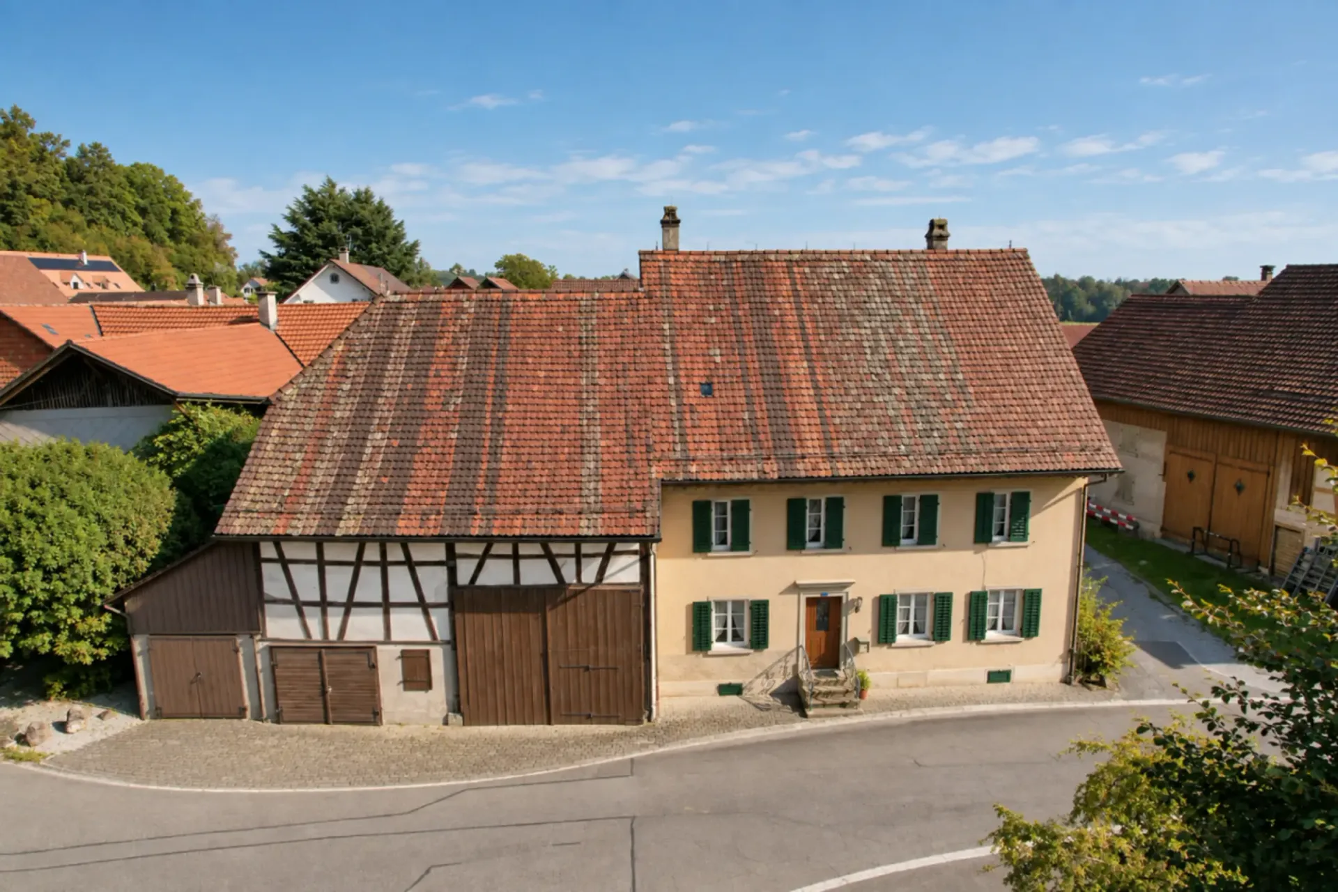Historisches Wohnhaus mit Scheune und Entwicklungspotenzial