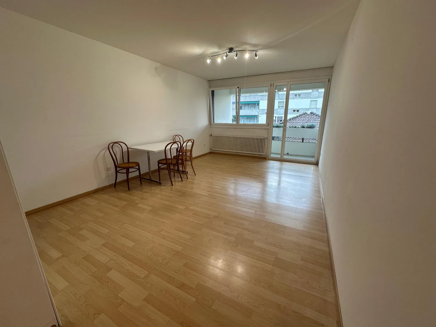 CHIASSO ZENTRUM: 1.5-Zimmer-Wohnung zu vermieten