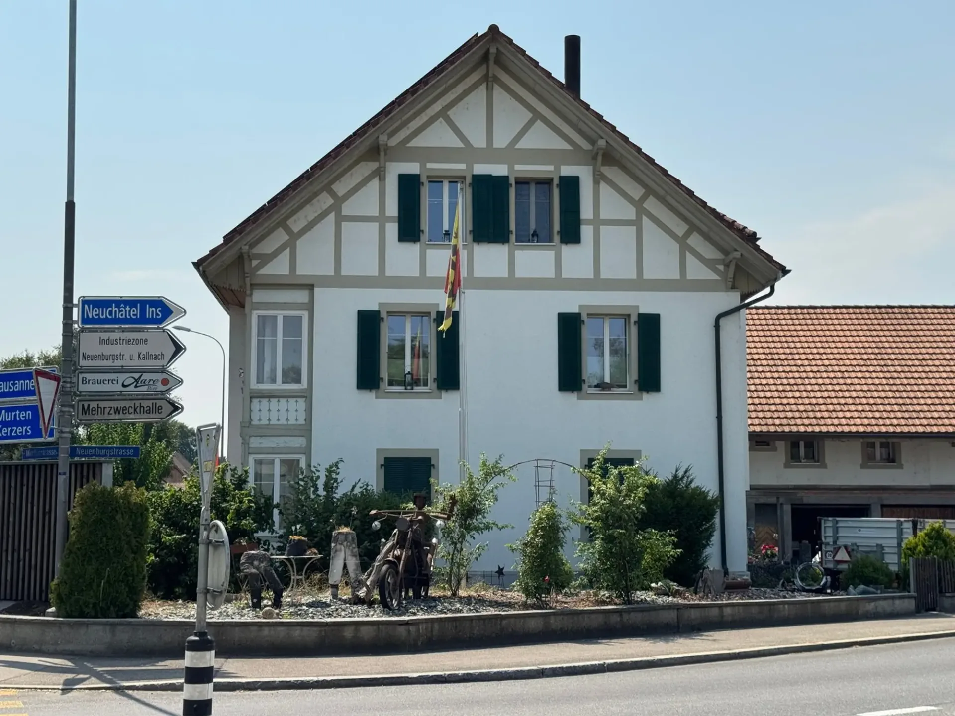 Wohnen neben dem Aare-Hagneck-Kanal