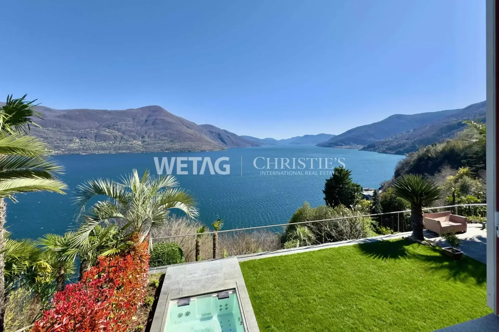 Exklusive Villa mit herrlichem Seeblick & idyllischem Garten in Brissago zu verkaufen, auch ideal als Ferienresidenz