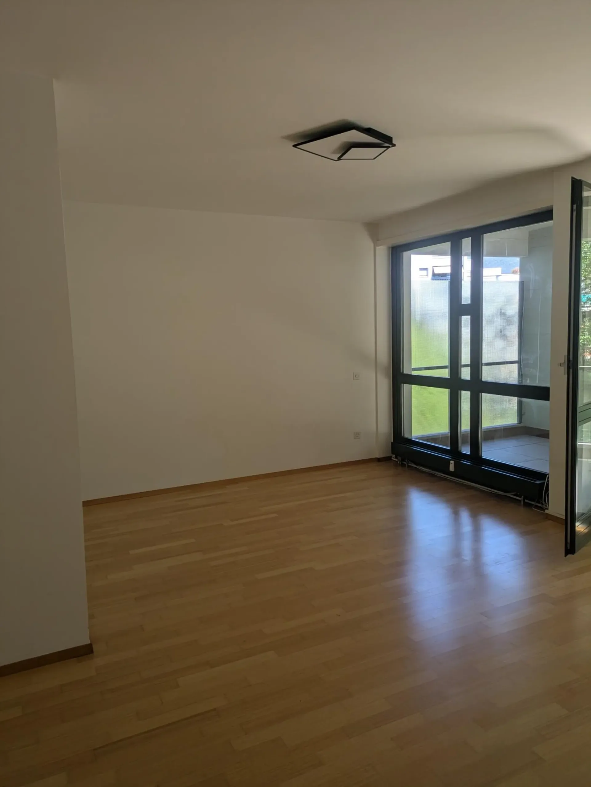 Miete helles 2.5-Zimmer-Wohnung in der Via Monte Carmen