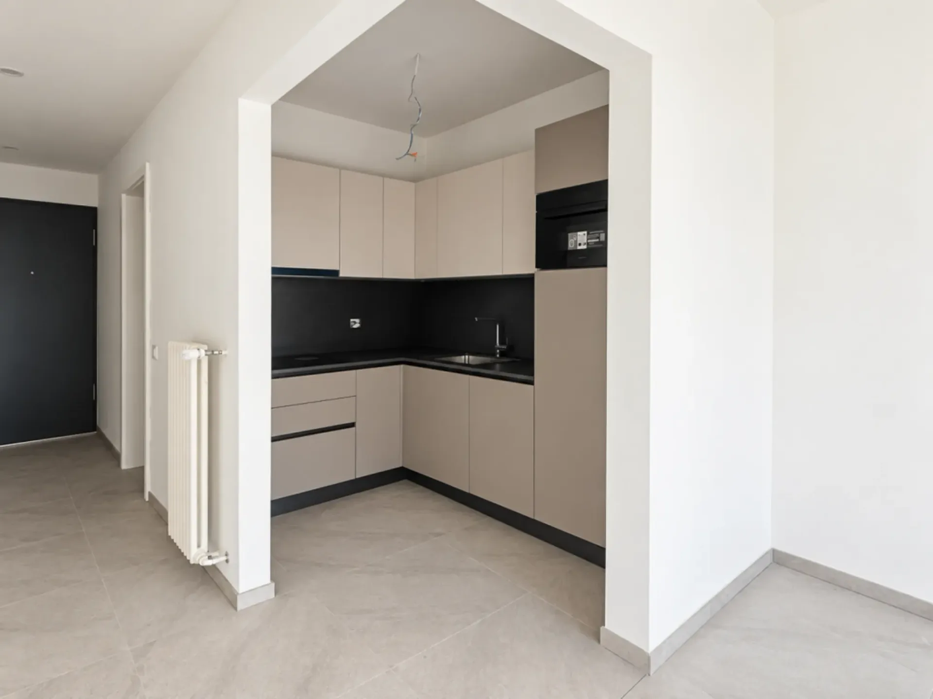 2.5 locali ristrutturati in zona residenziale