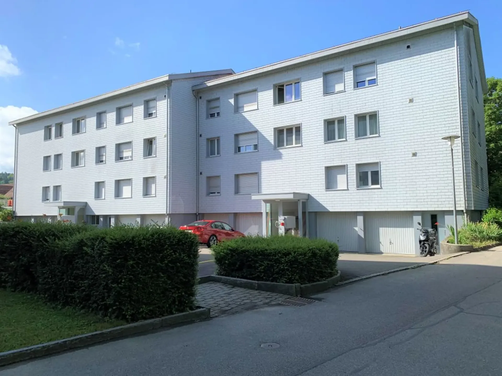 4-Zimmerwohnung, Parterre links