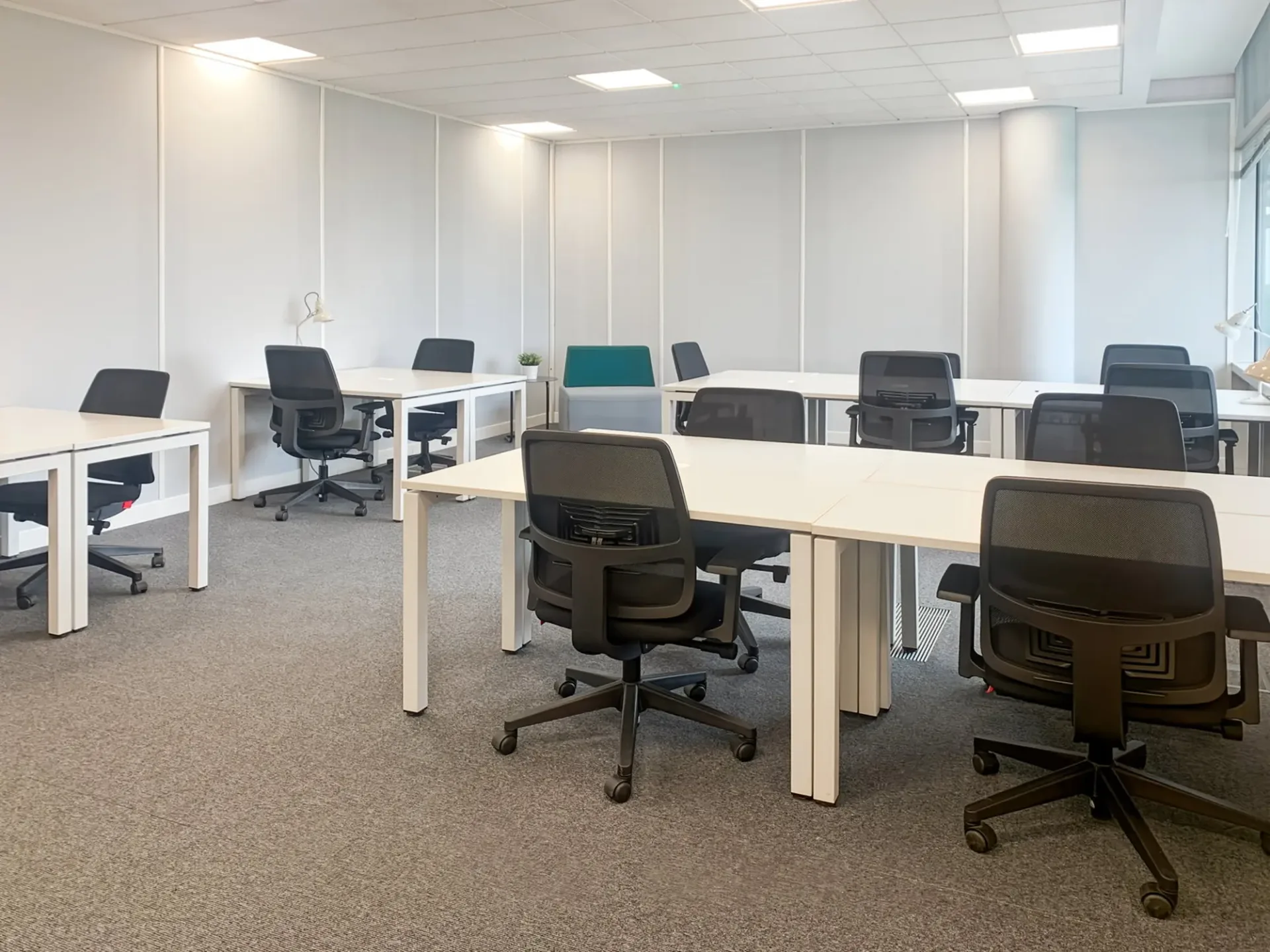 Büro für 50 Personen bei Regus Nations