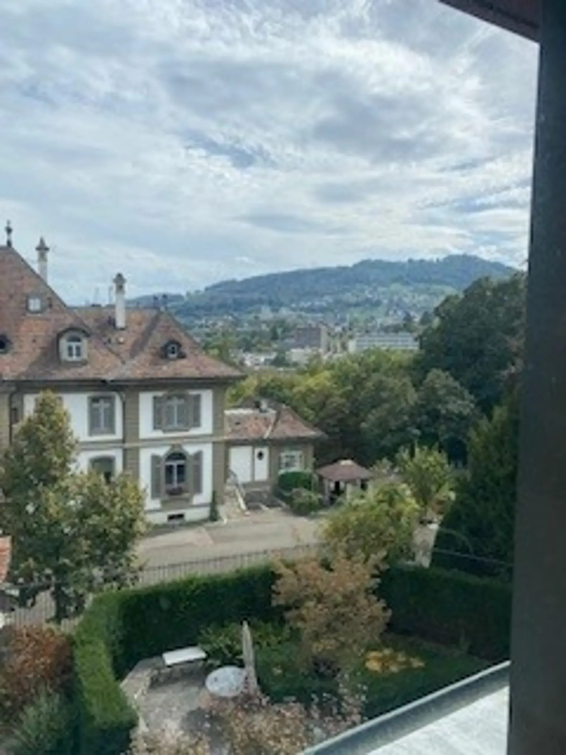 Charmante 3-Zimmer-Dachgeschosswohnung an der Rainmattstrasse in Bern