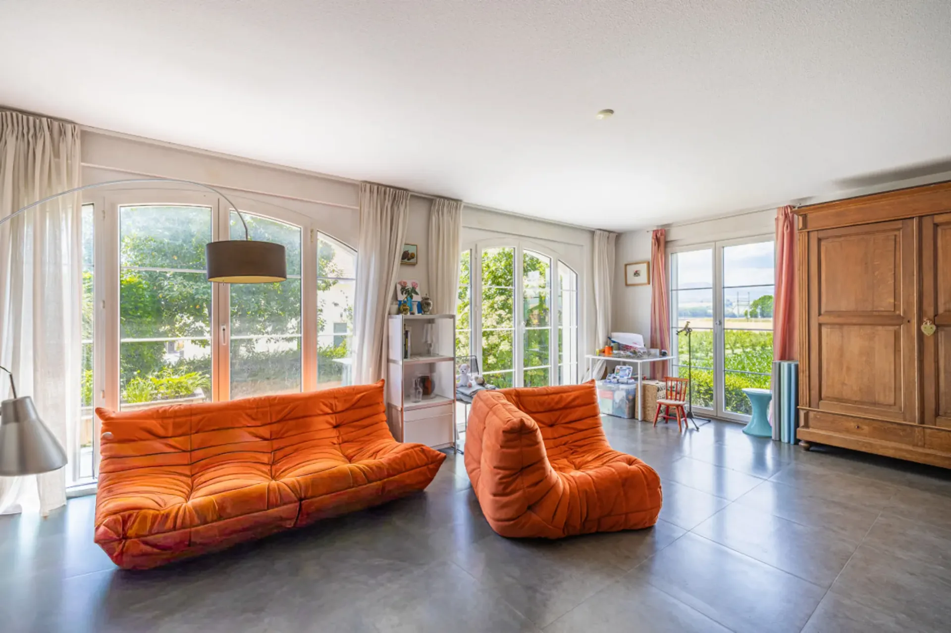 Reihenhaus mit 5,5 Zimmern, perfekt in Chavornay gelegen!
