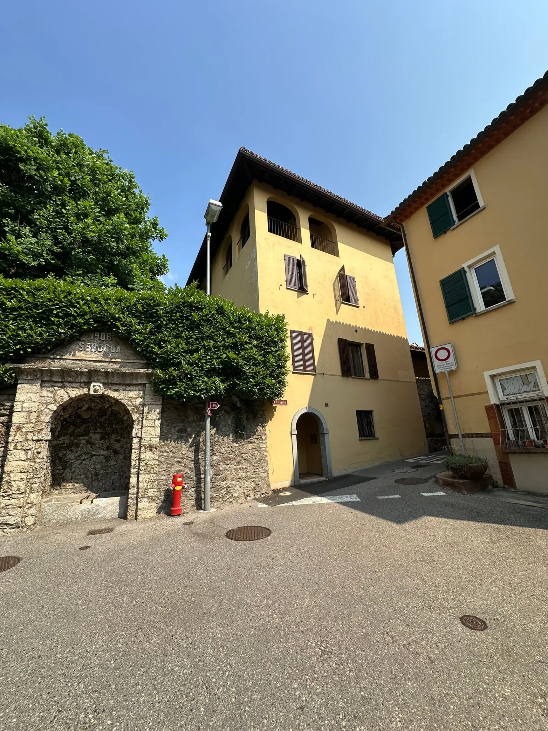 Miete - Serocca d'Agno Prestigiosa casa di charme mit privatem Garten