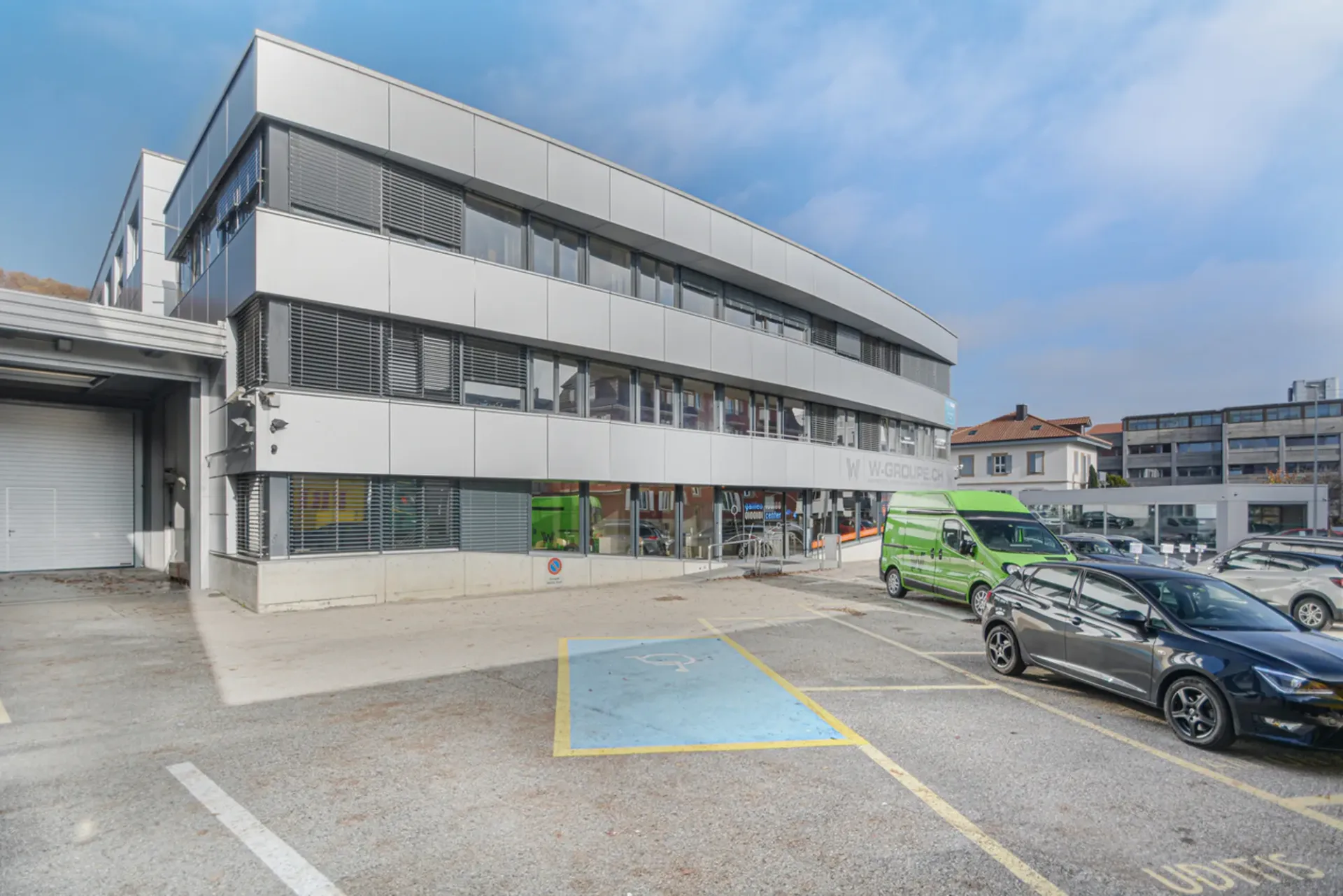 Büro/Atelier 120 m2 - Nähe Autobahn und Verkehrsmittel