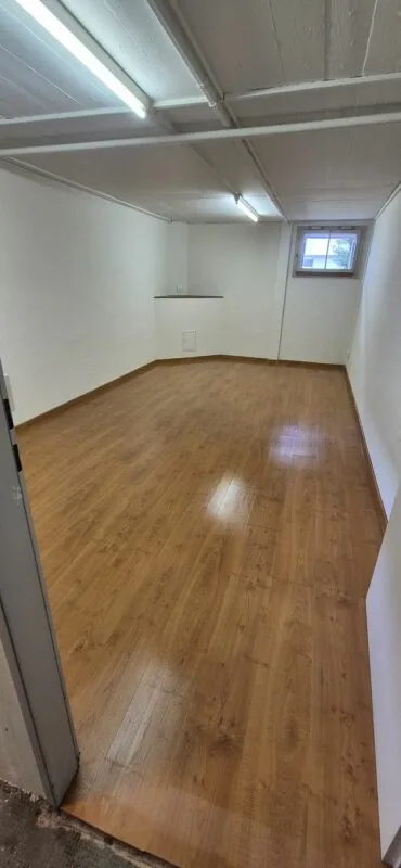 Salle de bricolage près de Landhof à Reinach