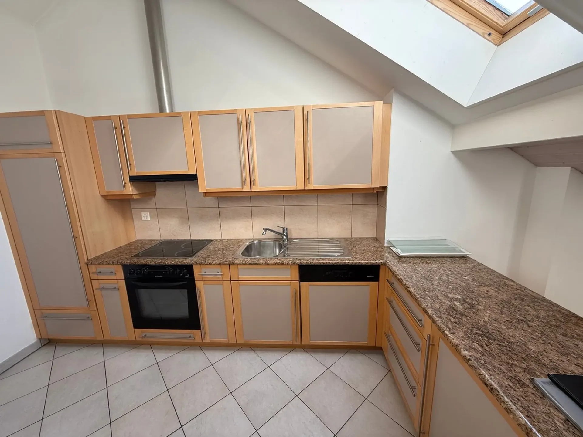 Charmanter Apartment mit 2,5 Zimmern in Couvet