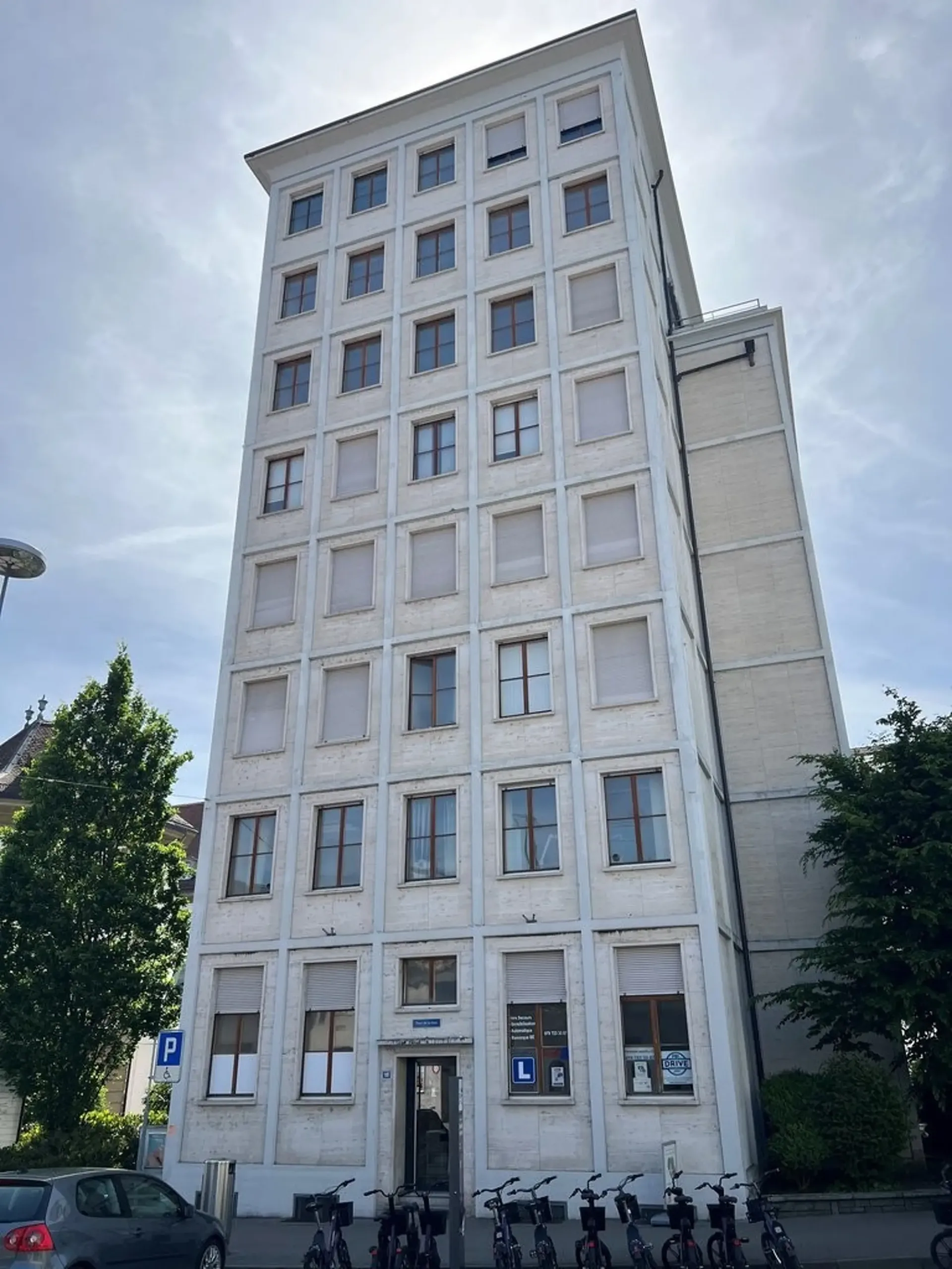 Lokal gewerblich ideal an dem Bahnhof von Freiburg gelegen