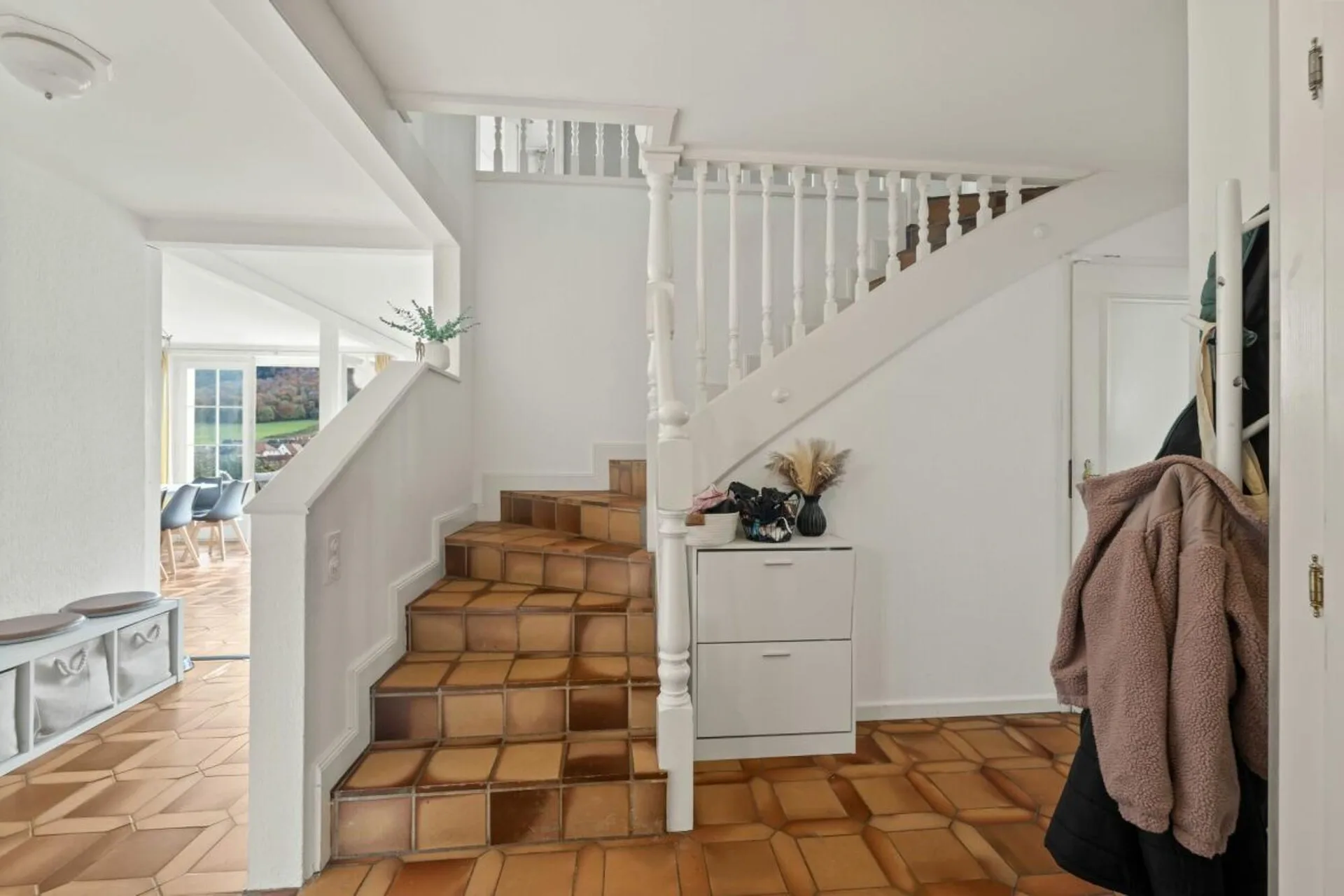 Freistehendes 7.5 Landhaus mit Weitblick