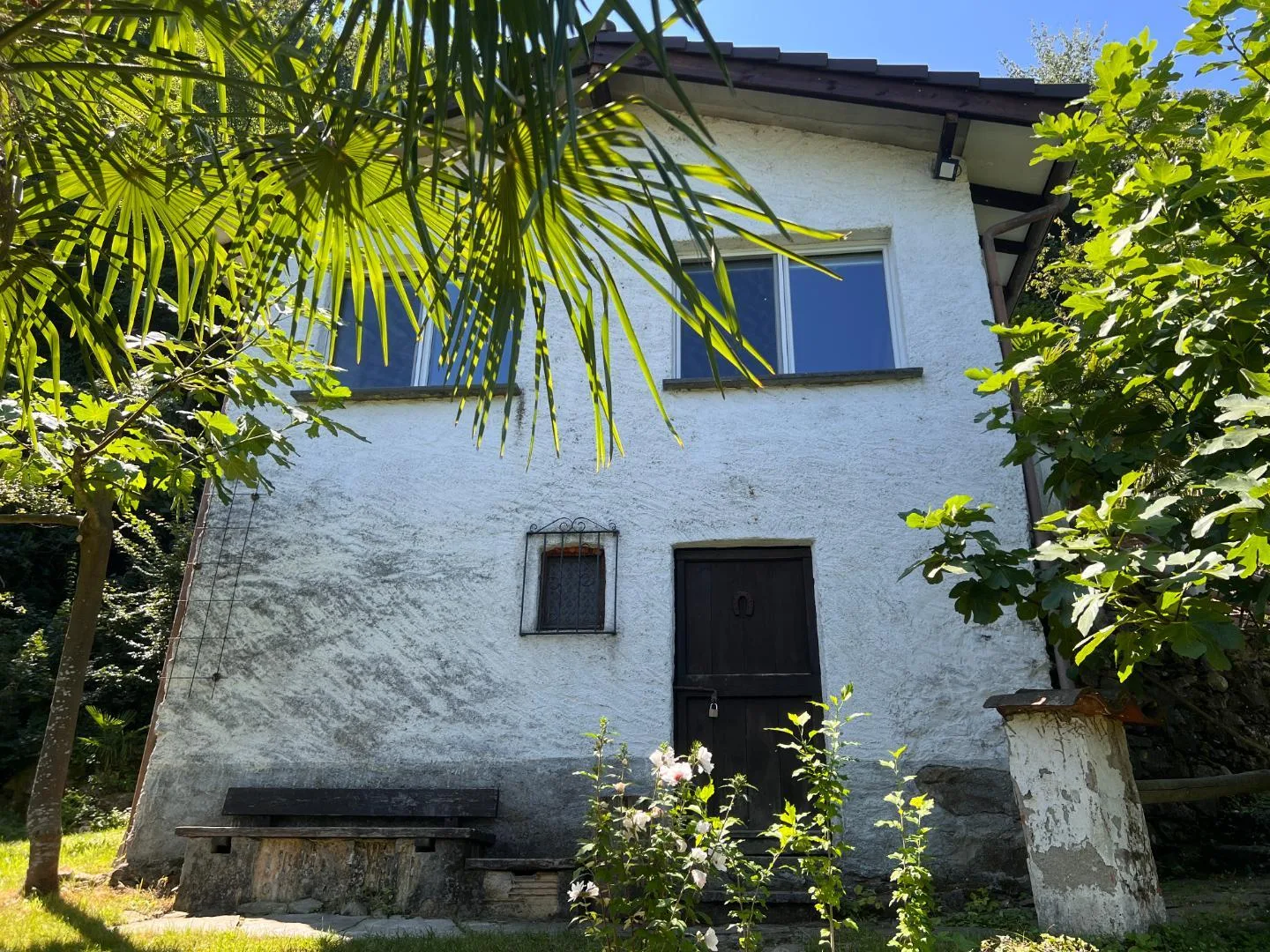 2.5 Zimmer Rustico mit 12535 m2 Umschwung / rustico di 2 1/2 locali...