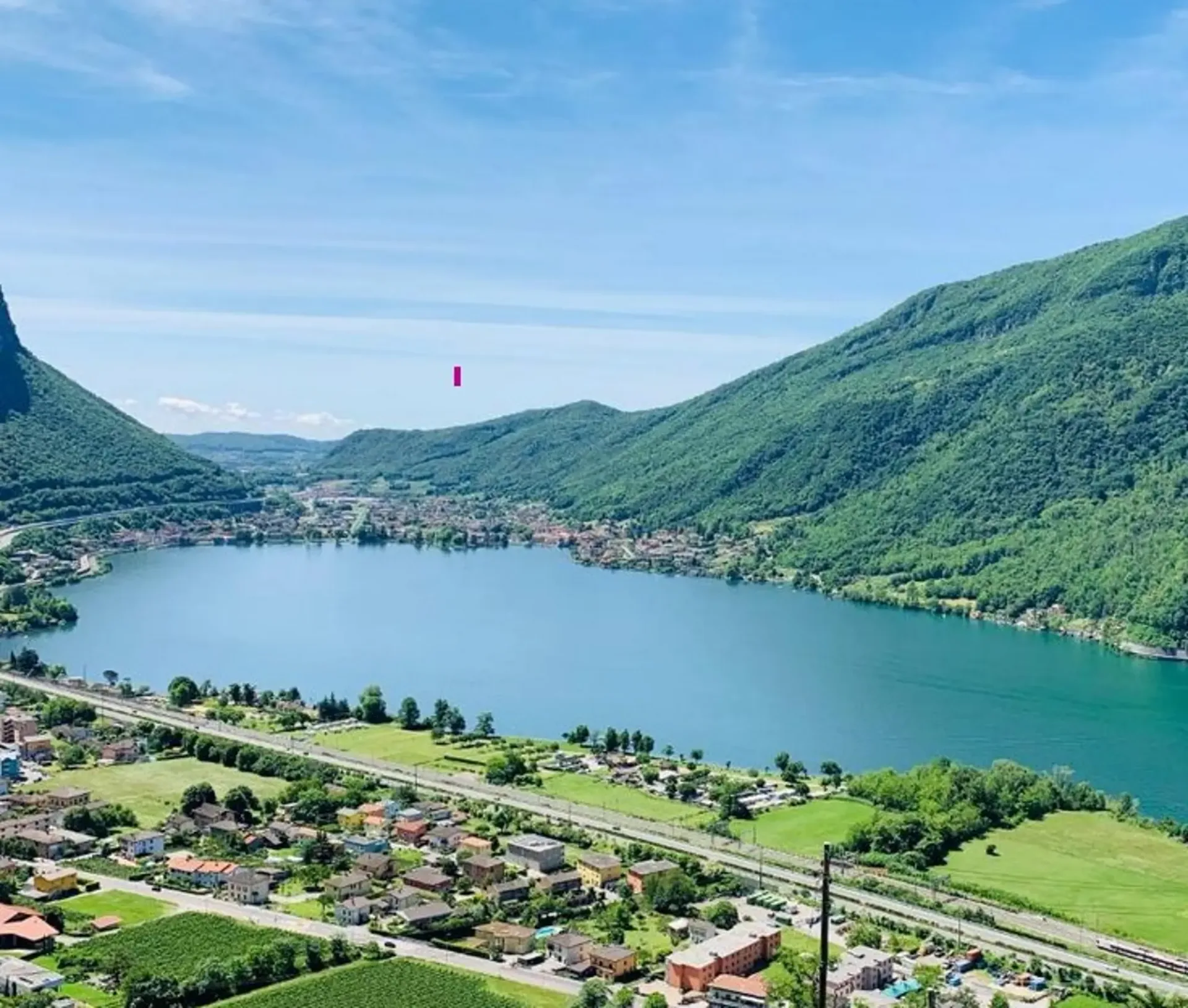 Boden mit Seeblick