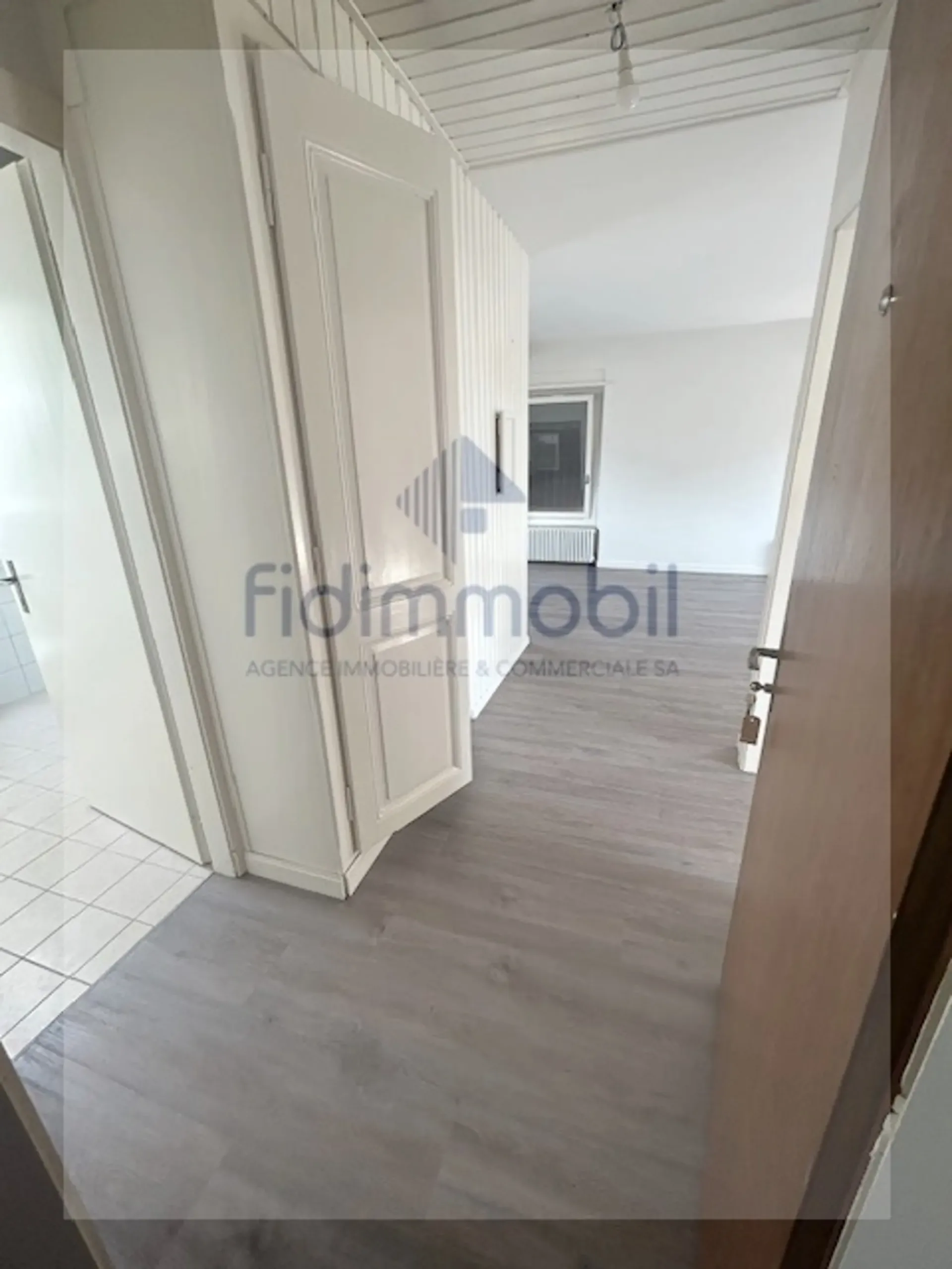 Bel appartement de 2 pièces au 3ème étage