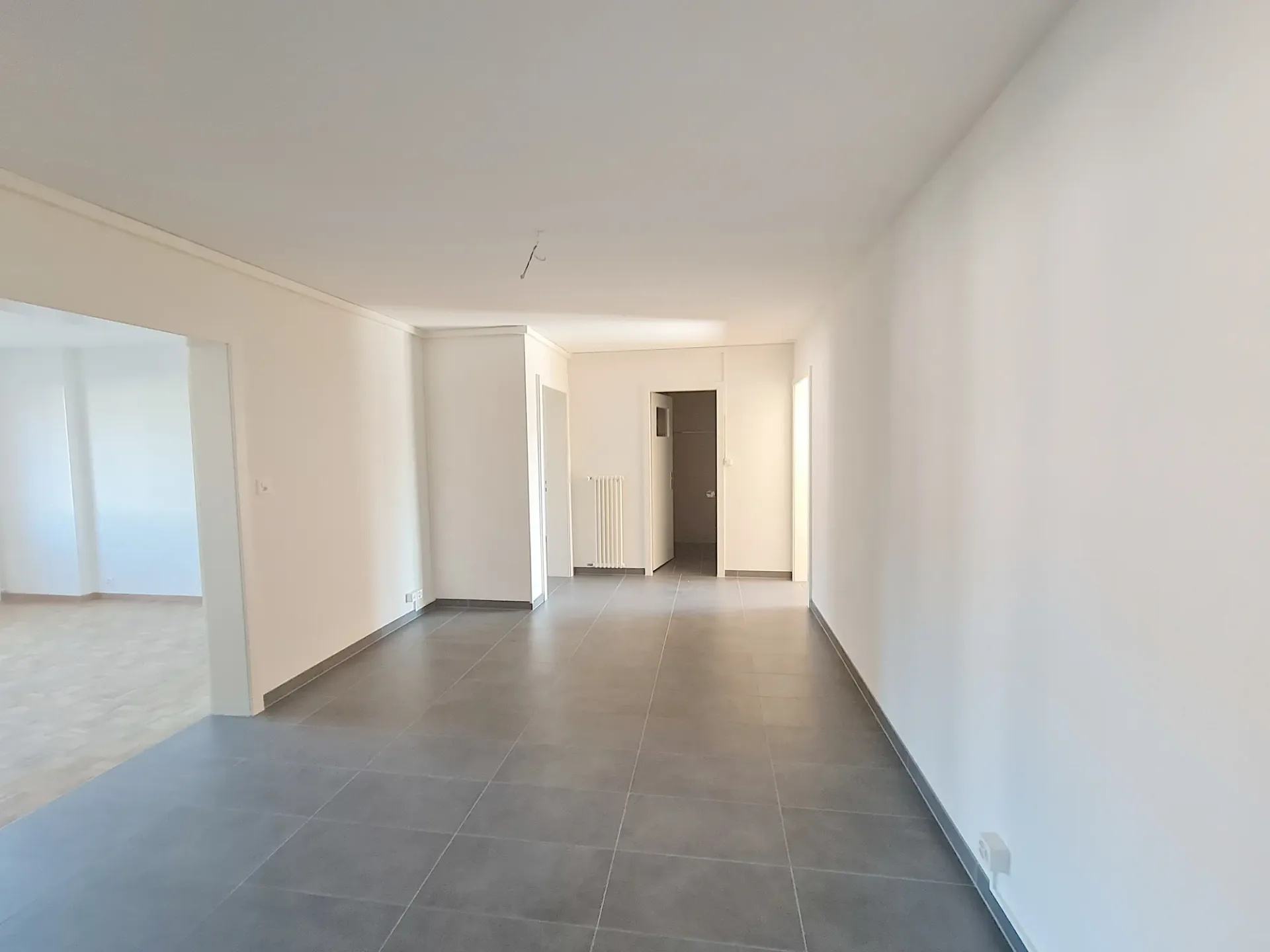 Wohnung mit 3.5 Zimmern in der Nähe des Seeufers