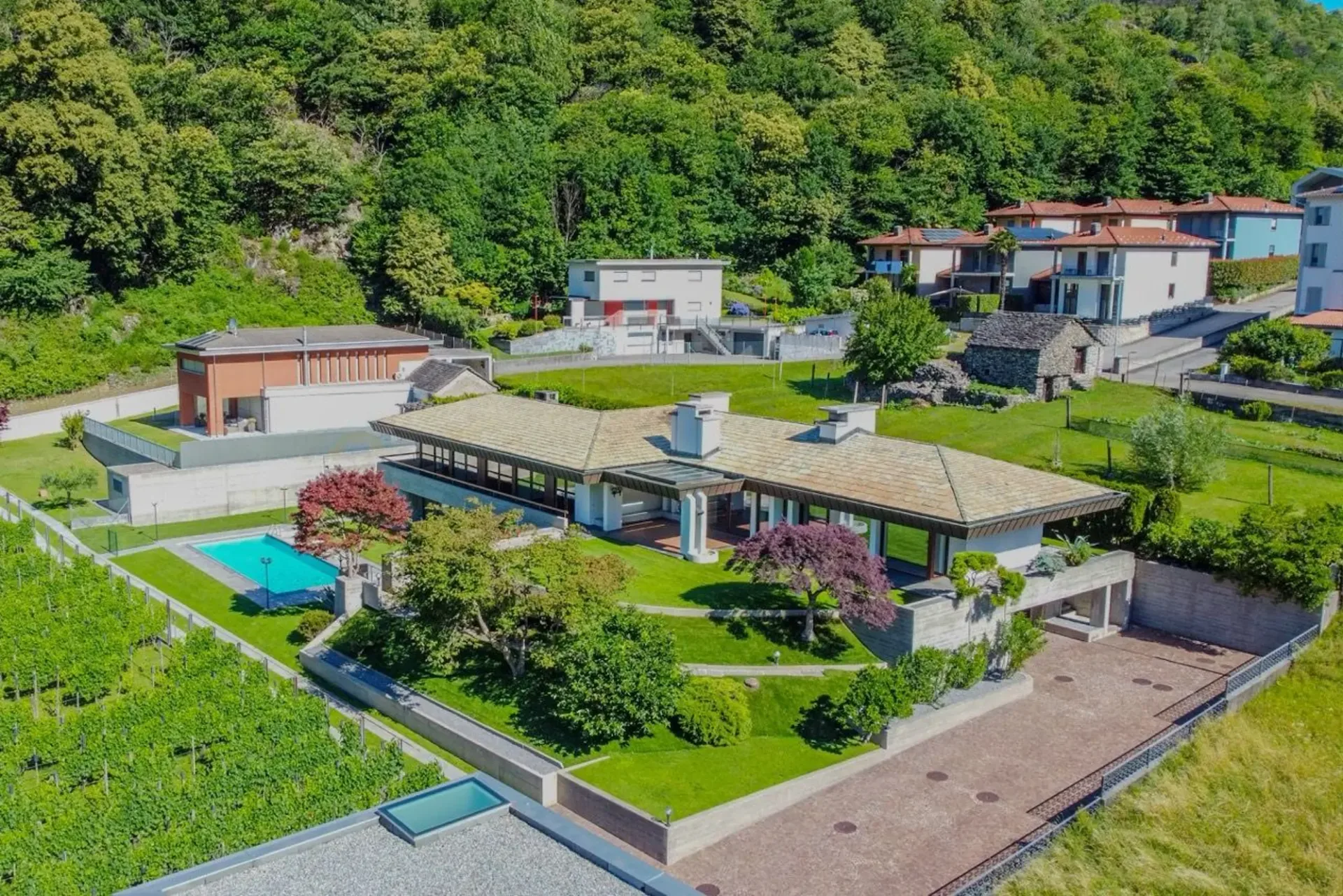 Exklusive Villa mit Pool an privilegierter Lage