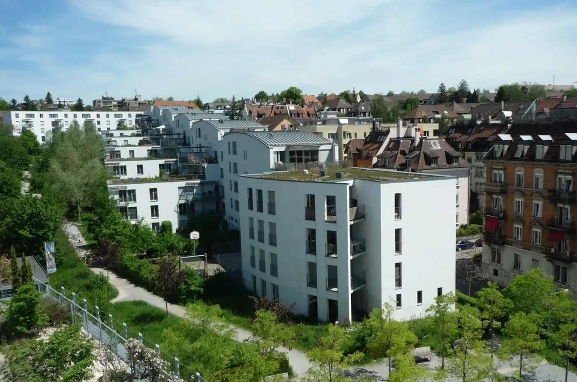 Helle, zentral gelegene Wohnung beim Bahnhof Wipkingen