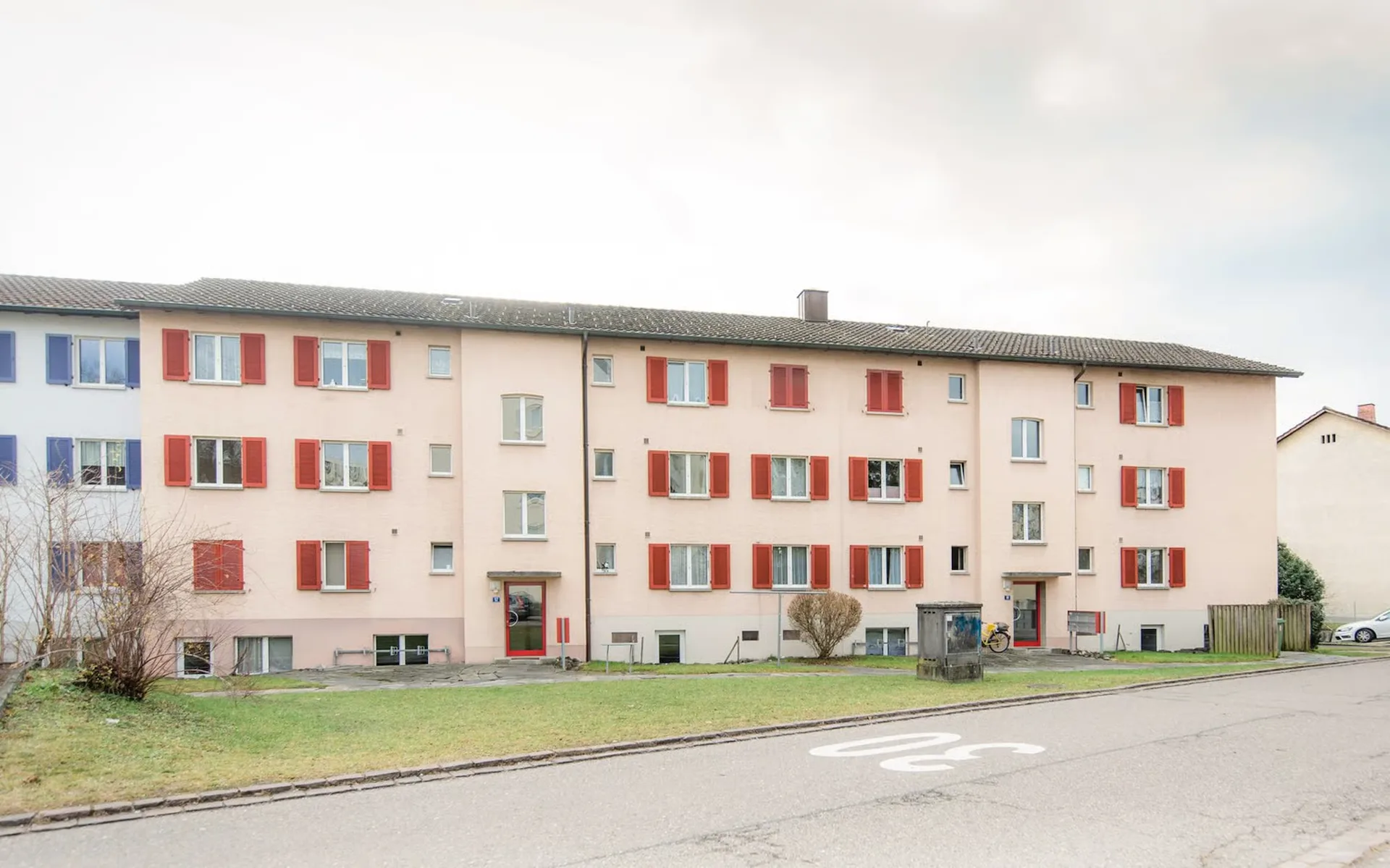 Frisch sanierte 2-Zimmer-Wohnung mit Gartensitzplatz
