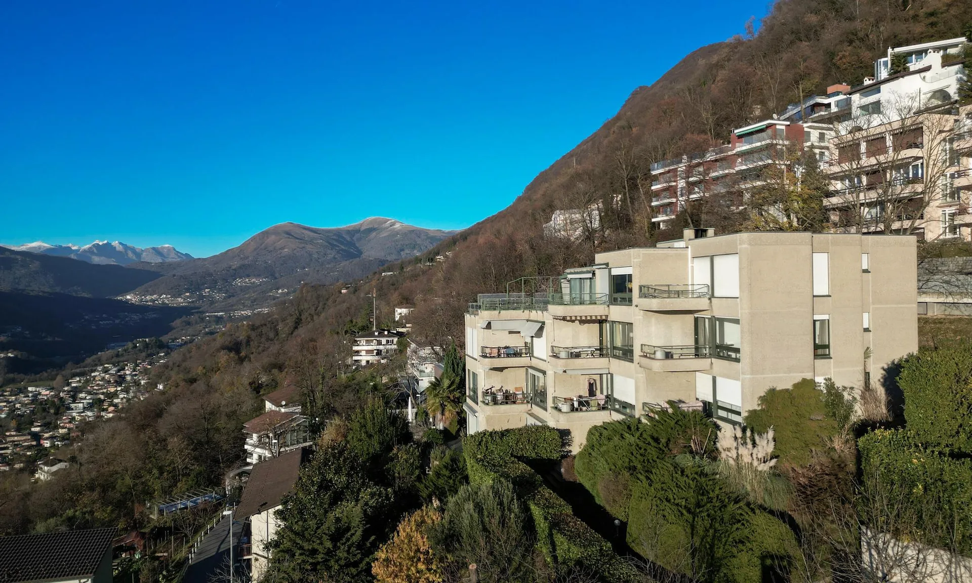 Zweitwohnsitz - 3.5 Zimmer mit Seeblick in Aldesago