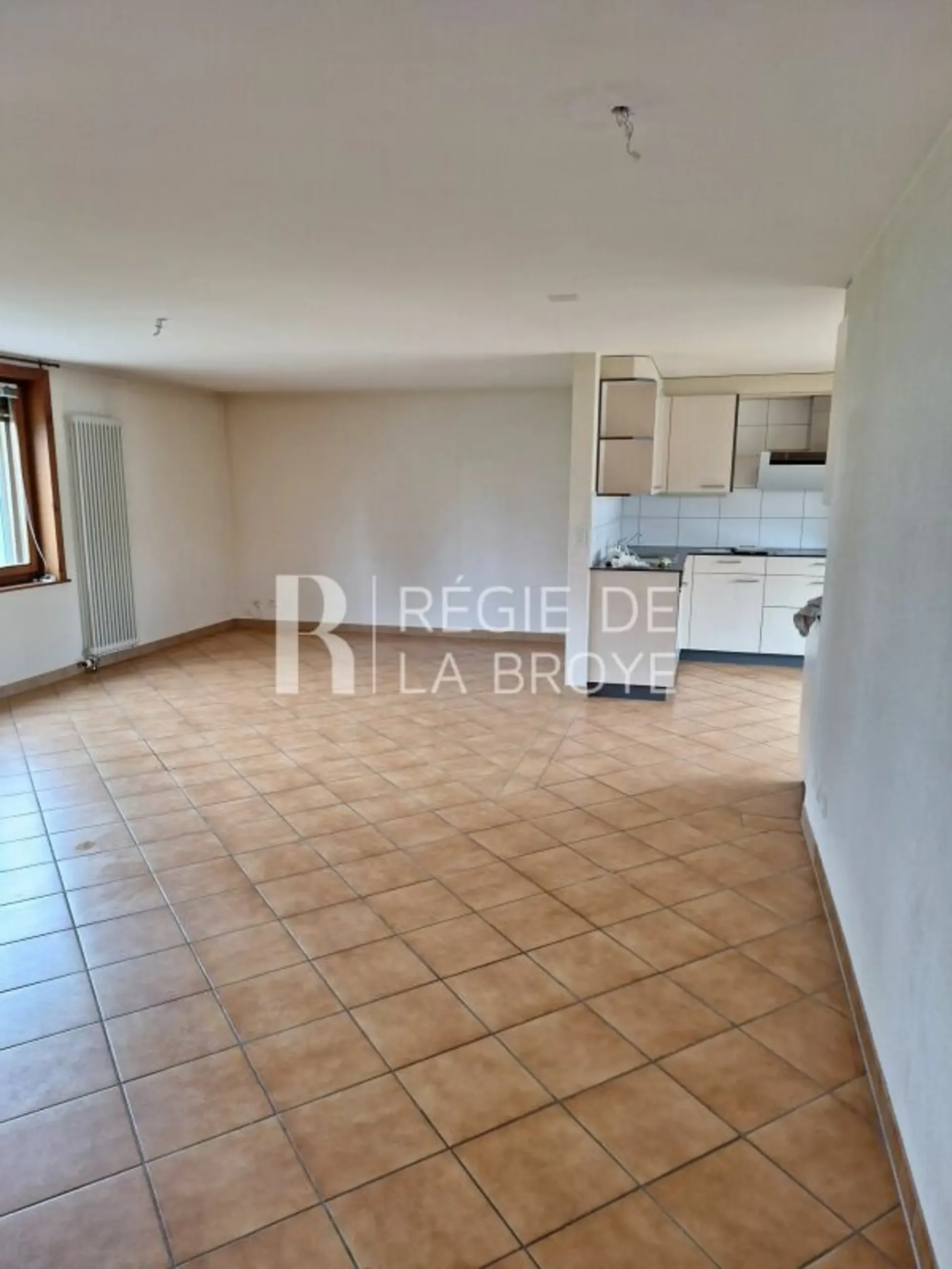 Wohnung mit 5.5 Zimmern in Sédeilles