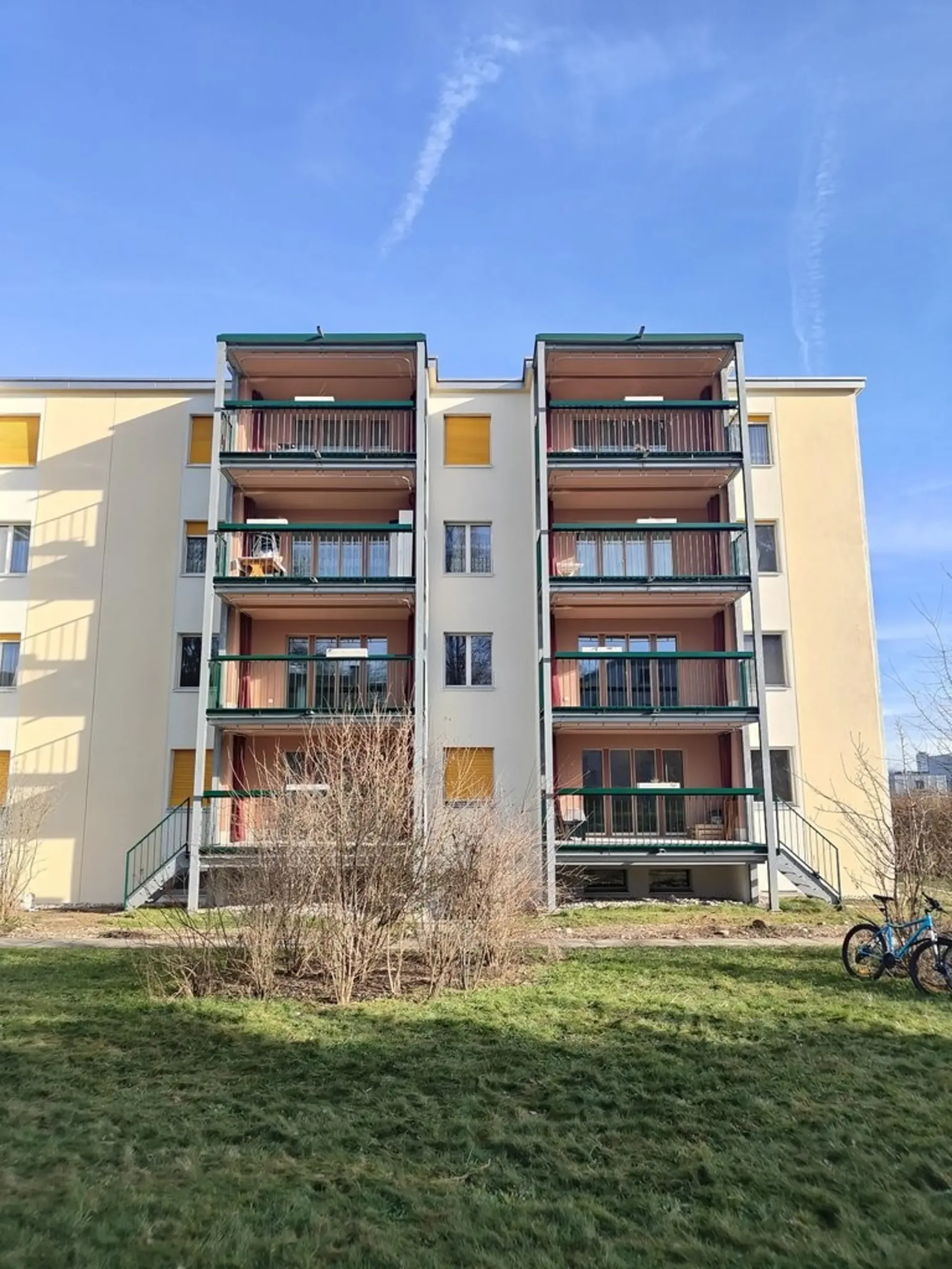 Ihre grosszügige Wohnung in grüner Umgebung!
