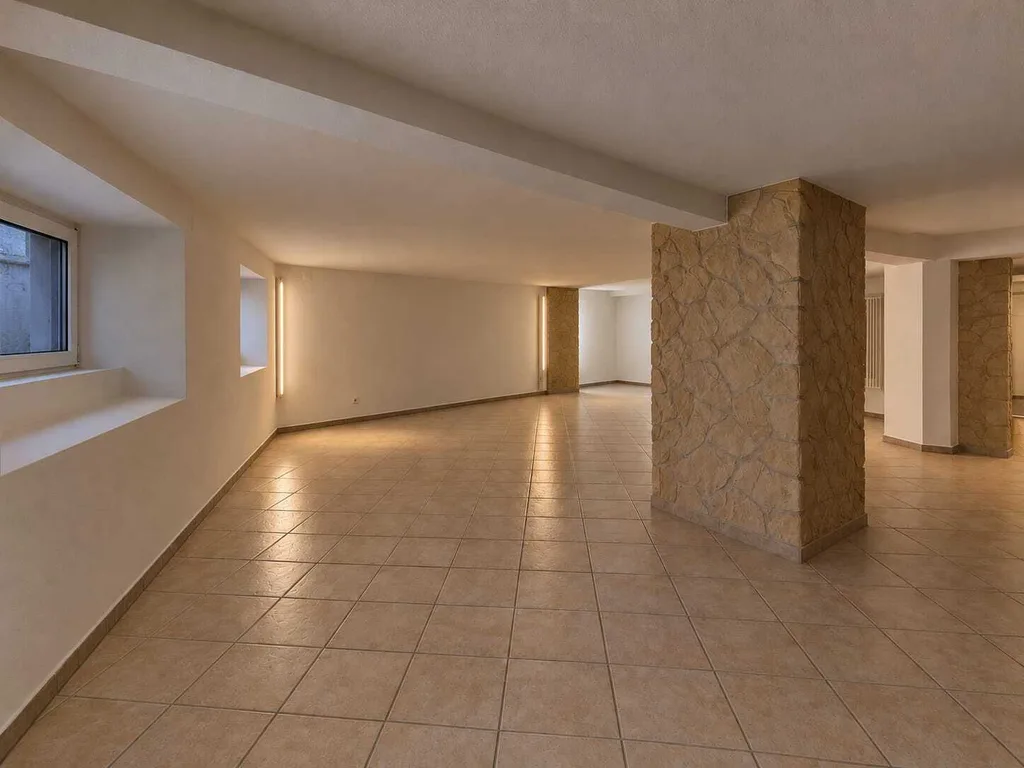 Atypical gallery in the heart of Montreux - Available immediately!