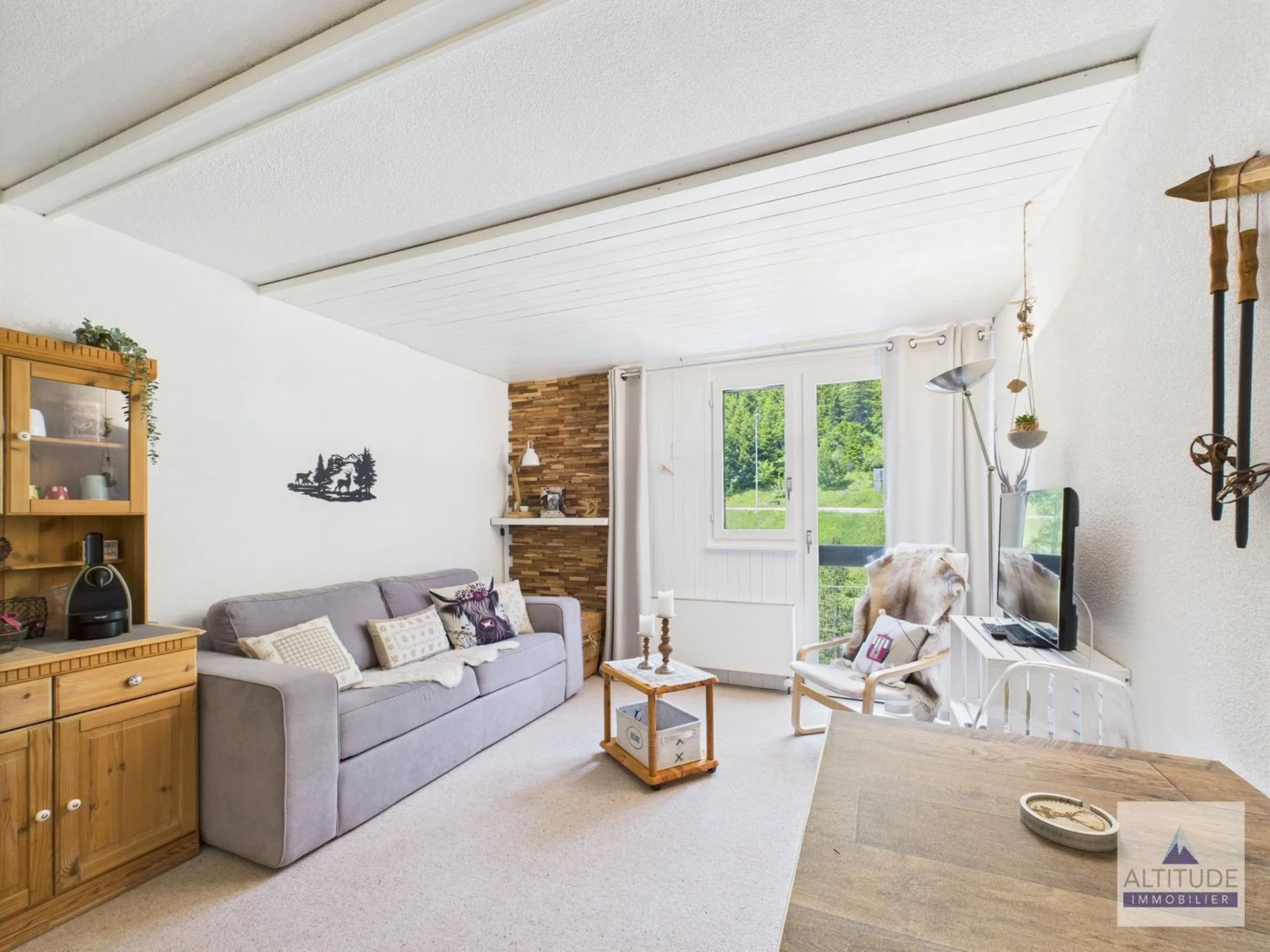 Studio möbliert und ausgestattet – 7. Etage – Tour Gentianes, Aminona
