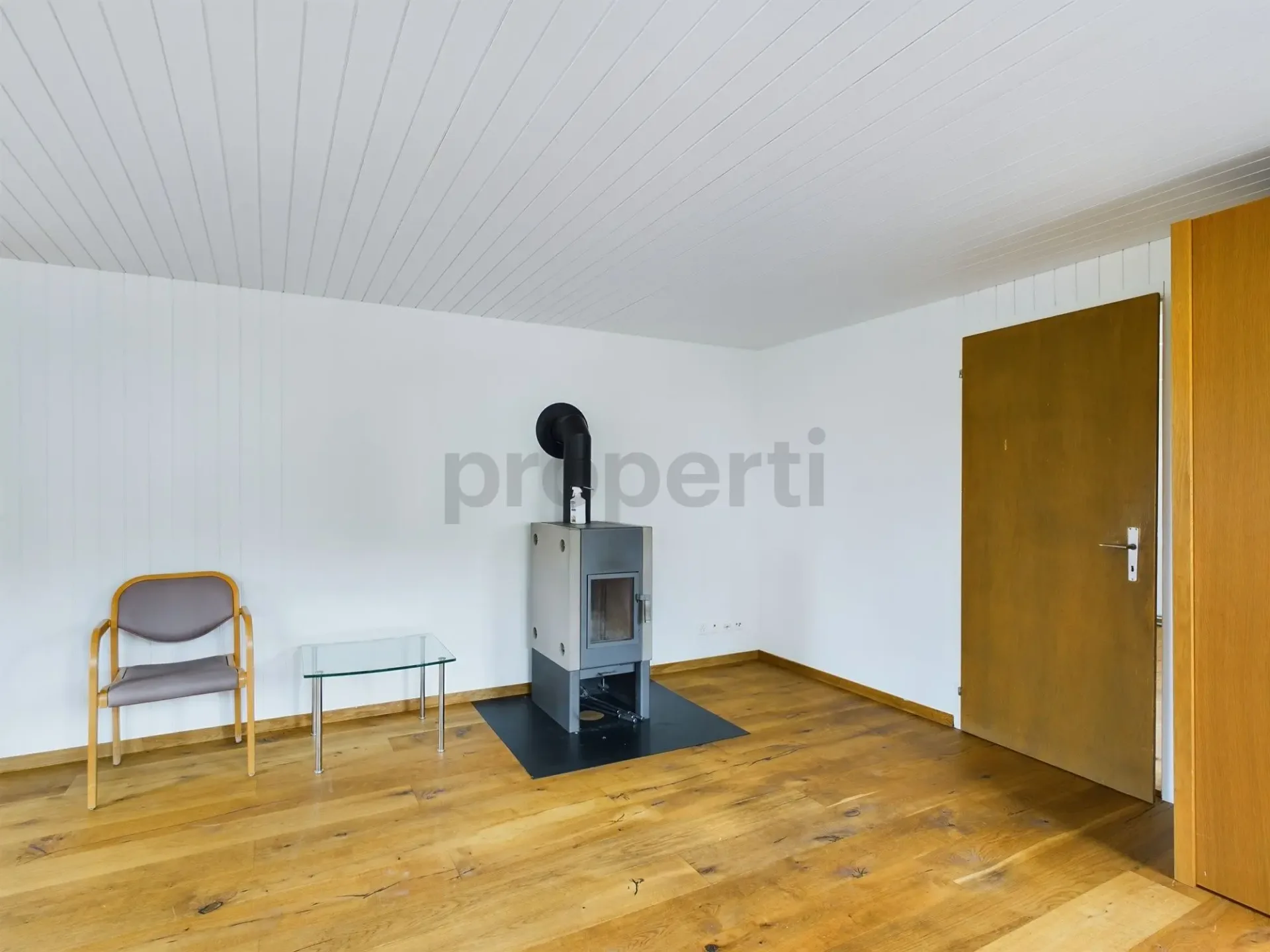 Möbliertes WG-Zimmer (16 m2) in Turbenthal, Kanton Zürich, nach Vereinbarung