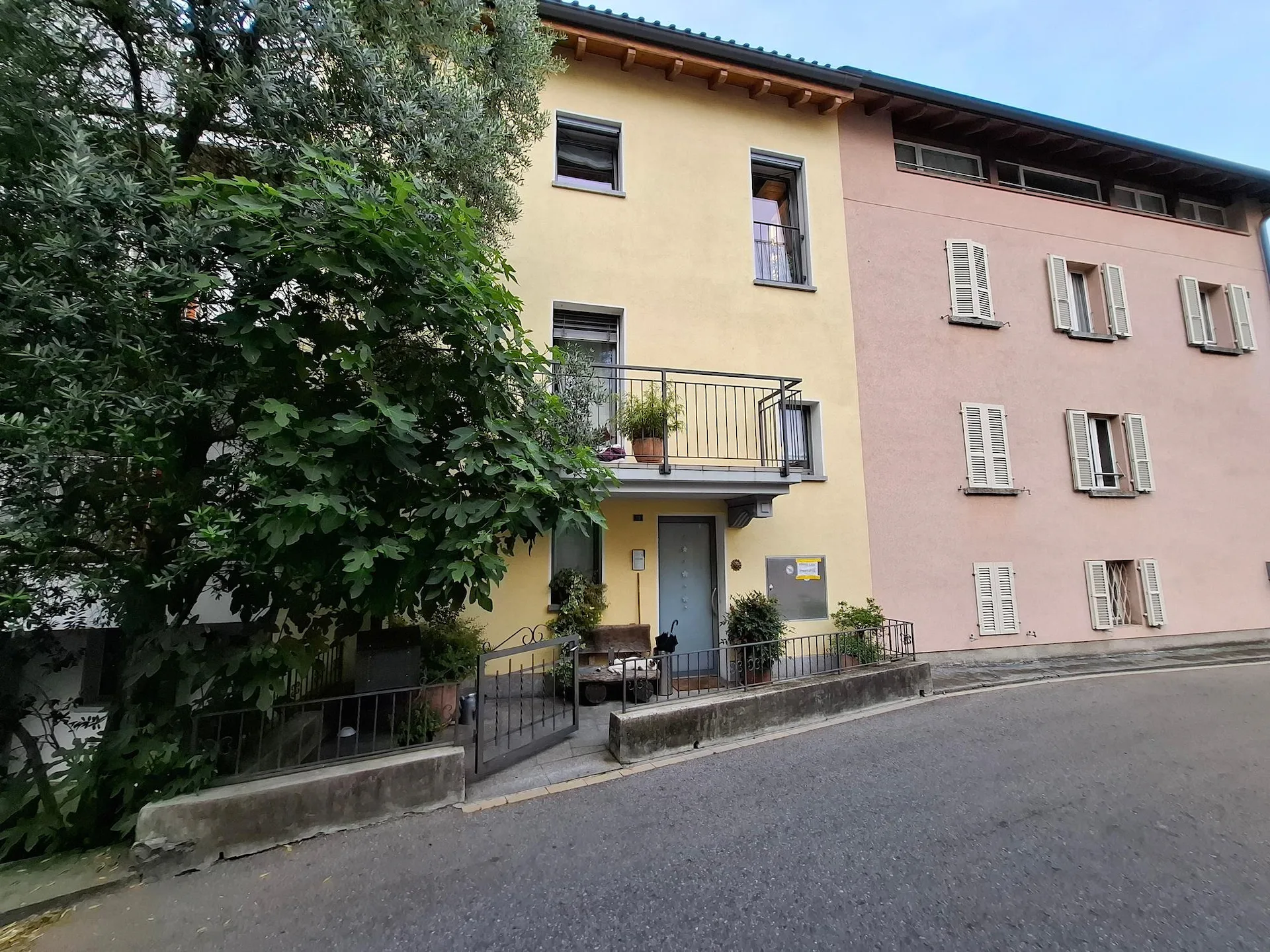 Renovierte Kernhaus mit Garten in Monte Carasso