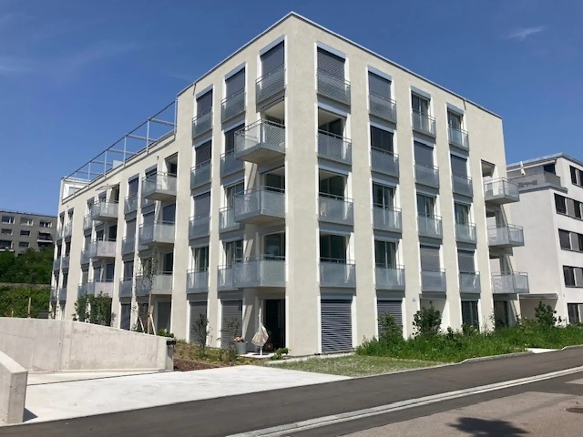 Wohnen über den Dächern - 2.5-Zimmer-Attikawohnung zu vermieten
