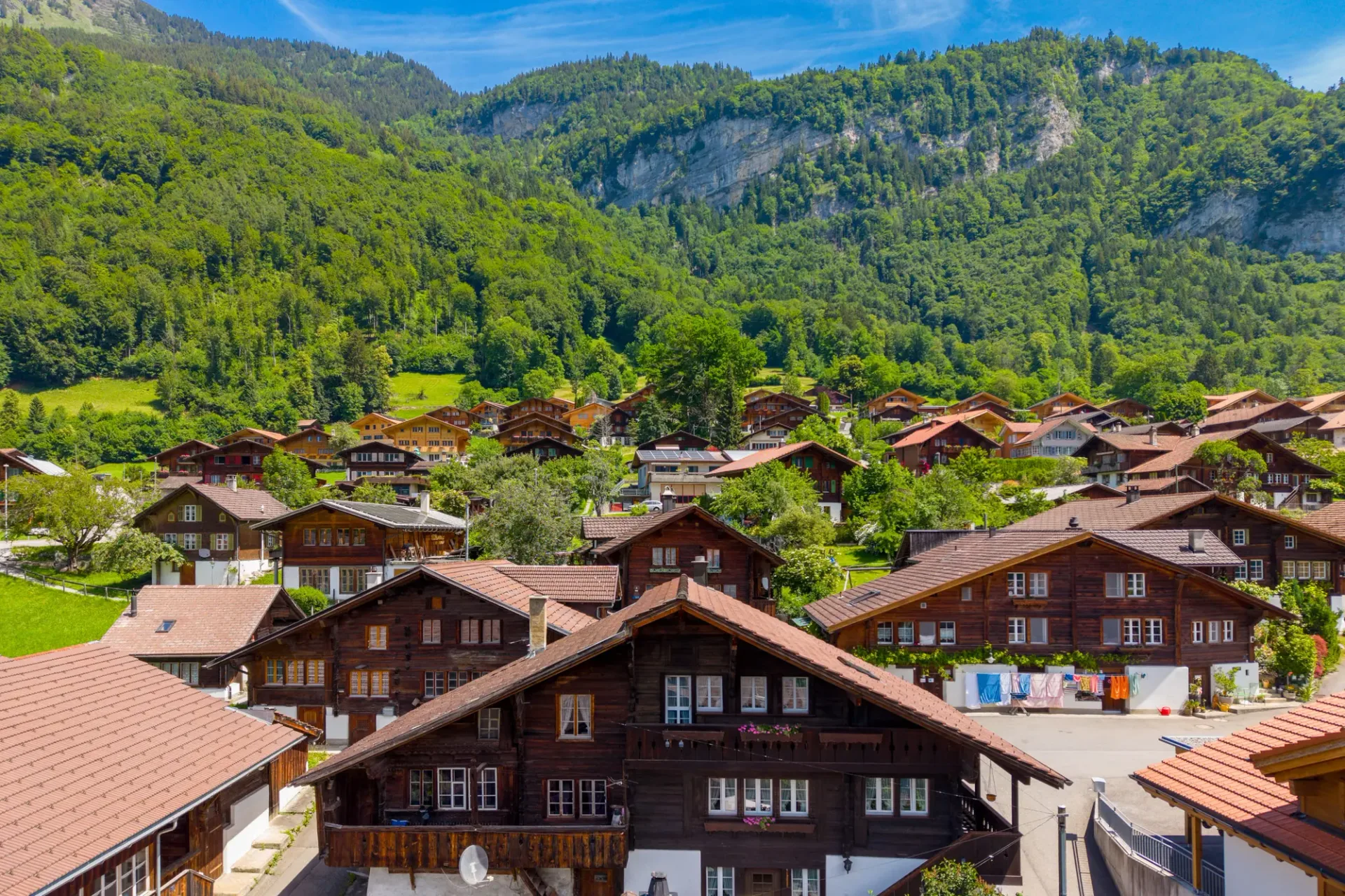 Familienidylle mit Alpenpanorama und viel Platz zum Leben