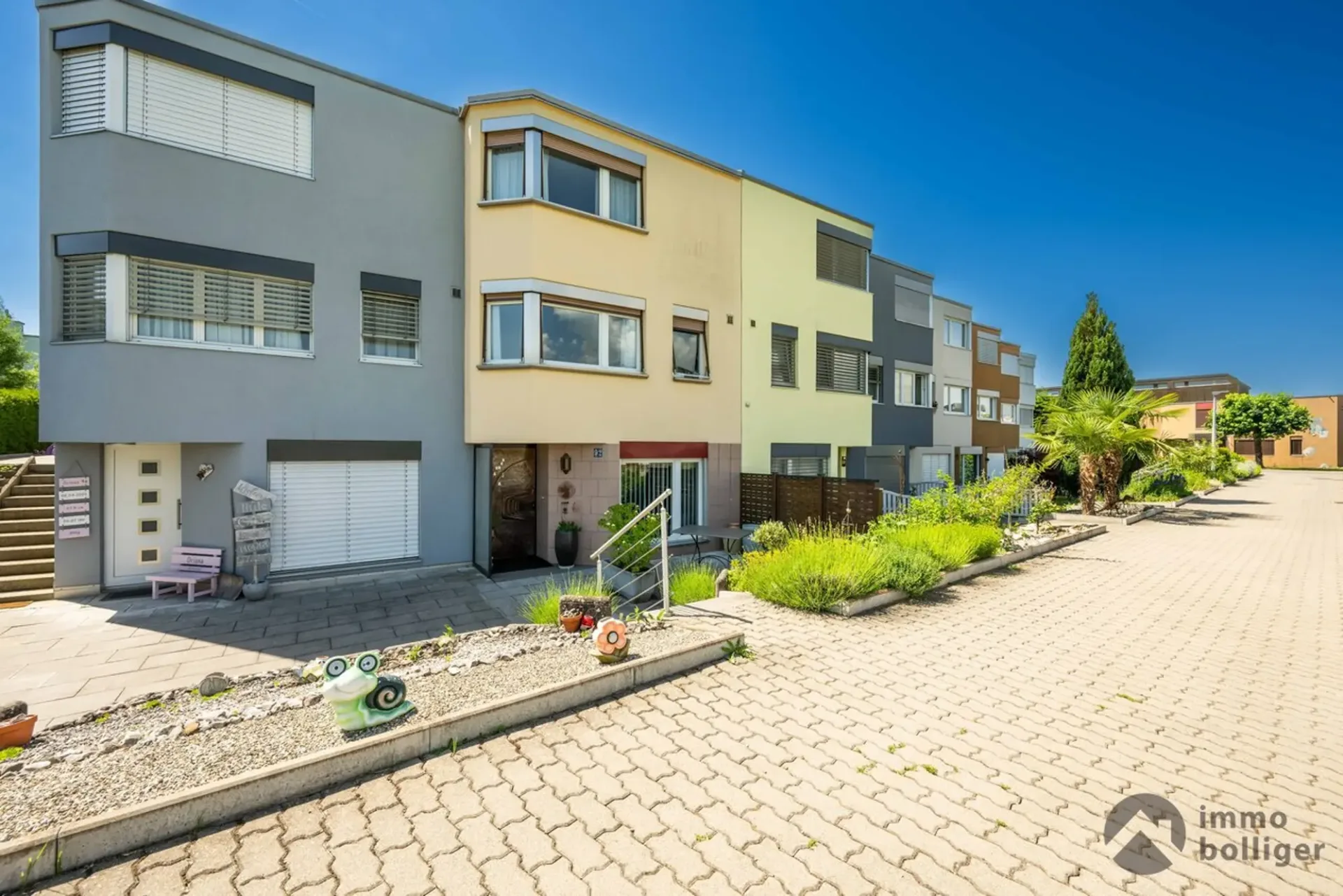 Charmantes Reihenmittelhaus in gemeinschaftlich gestalteten Wohuartier