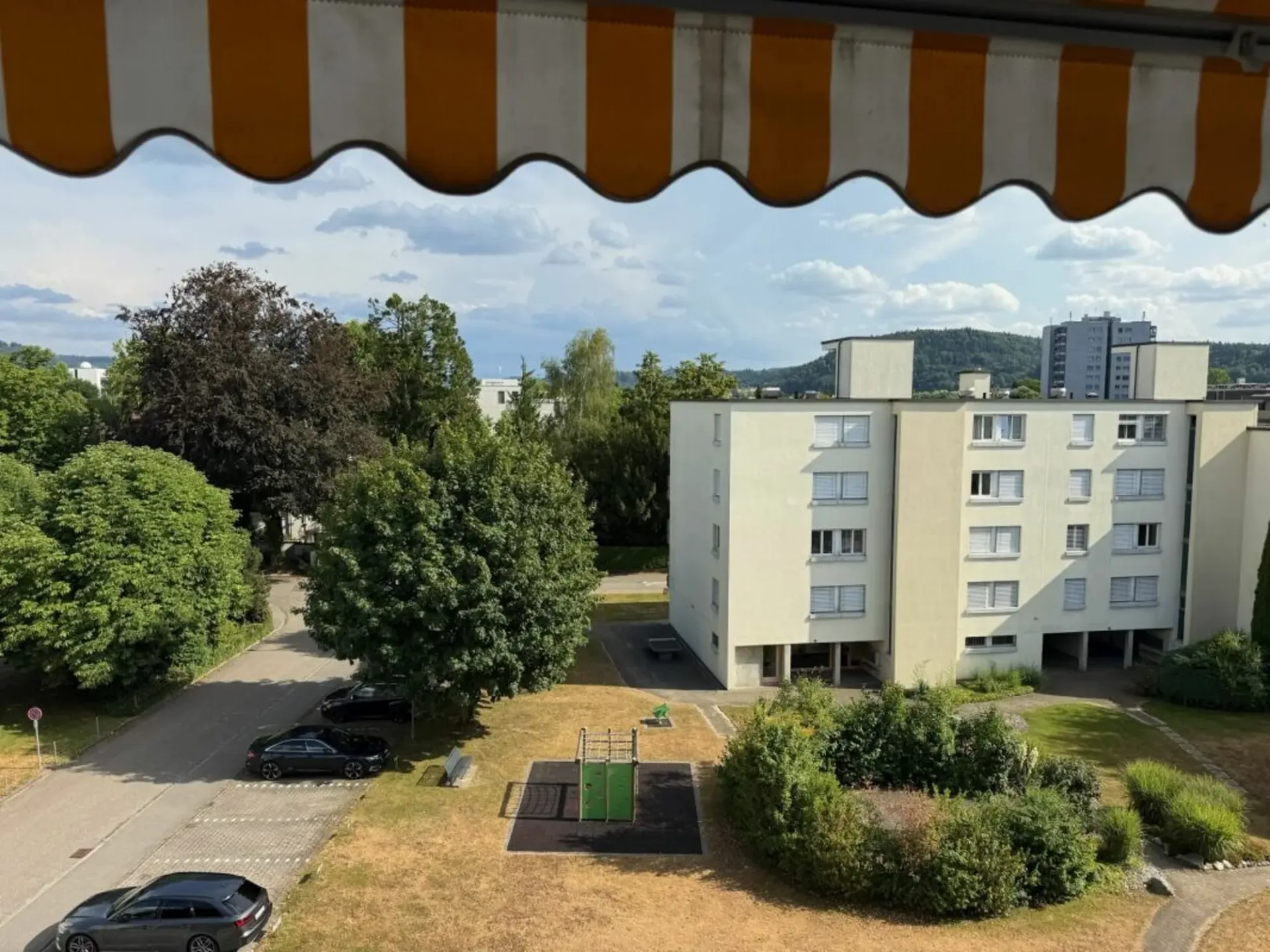 Appartement de 3,5 pièces rénové avec garage