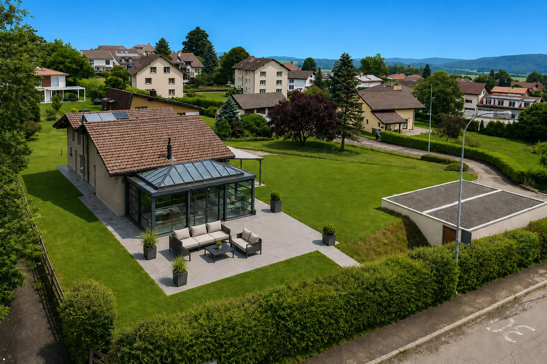 Propriété d'exception avec deux habitations et vaste jardin dans un cadre privilégié